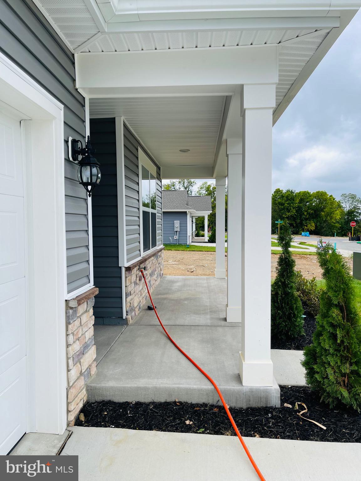 VALLEY VIEW - Residential Lease