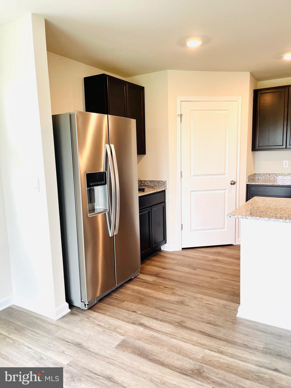 VALLEY VIEW - Residential Lease