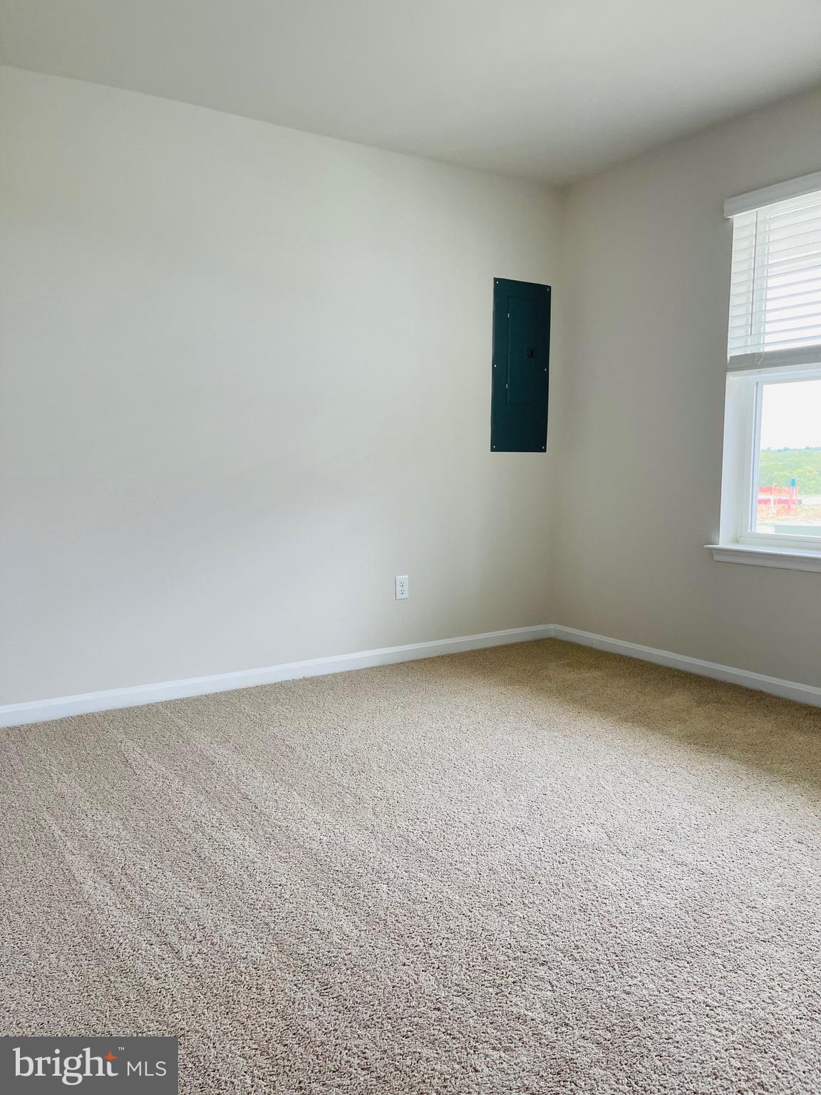 VALLEY VIEW - Residential Lease