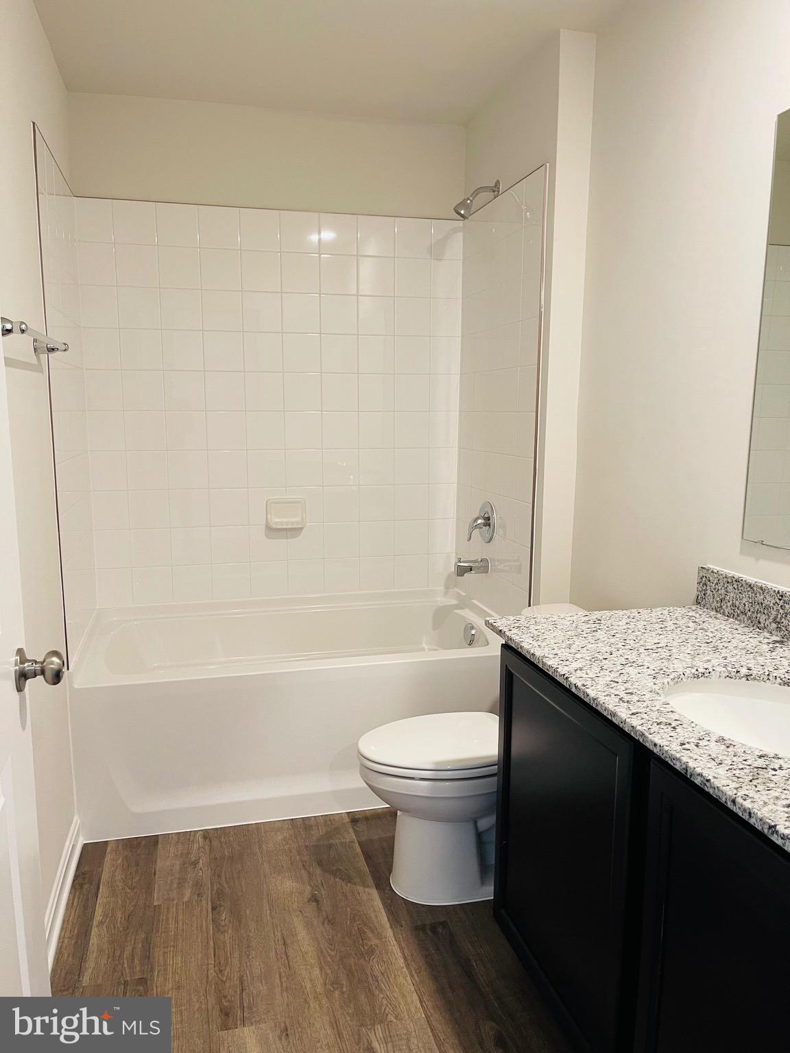 VALLEY VIEW - Residential Lease