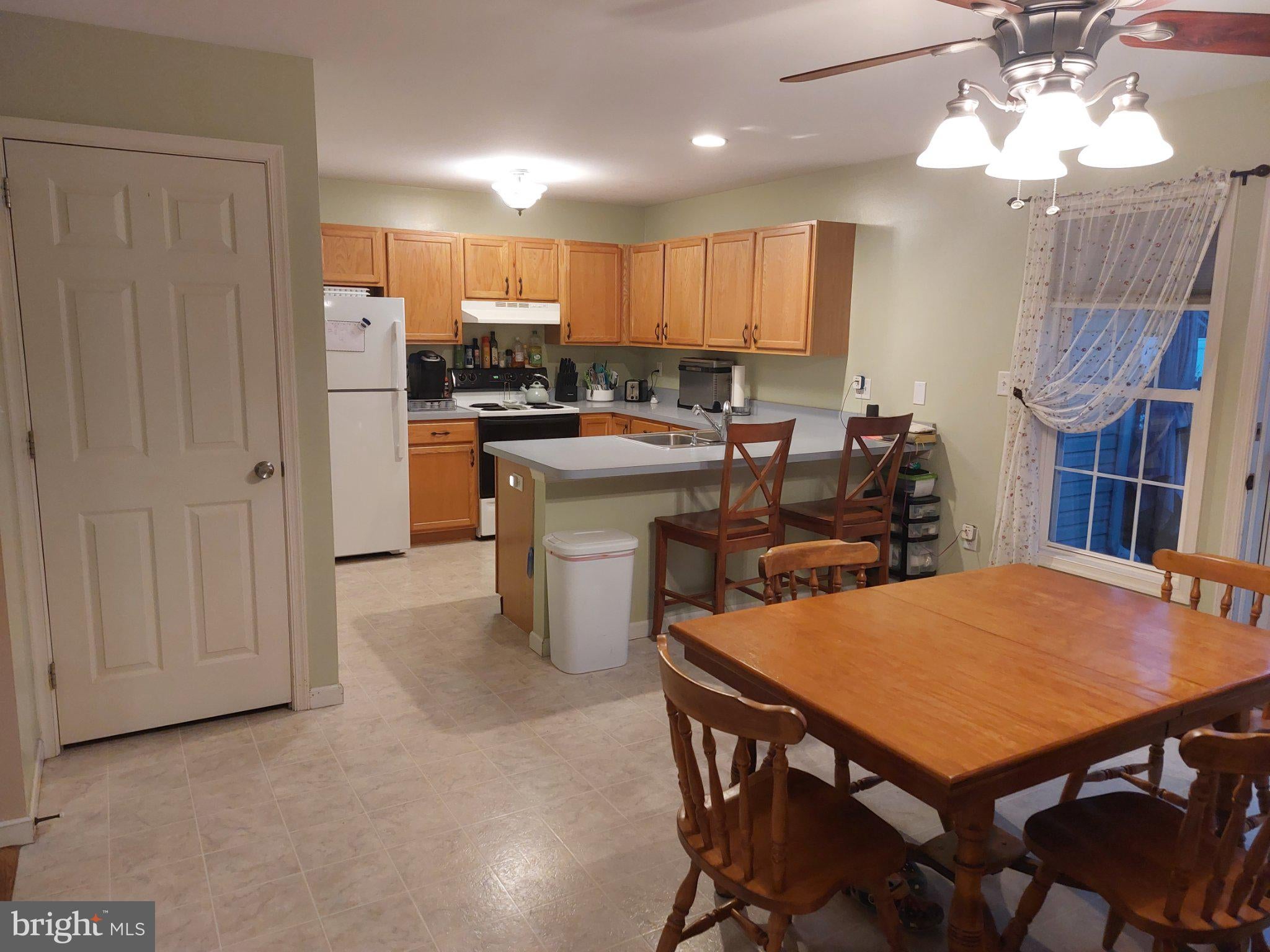212 LIGHTHOUSE DRIVE