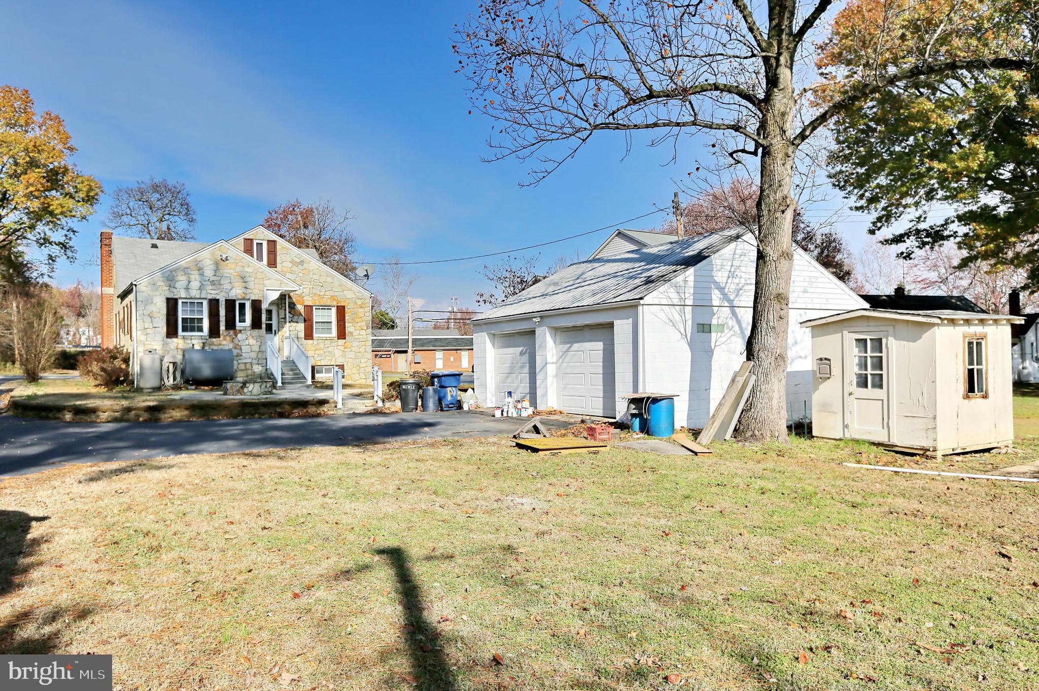 E L DAVIS - Residential