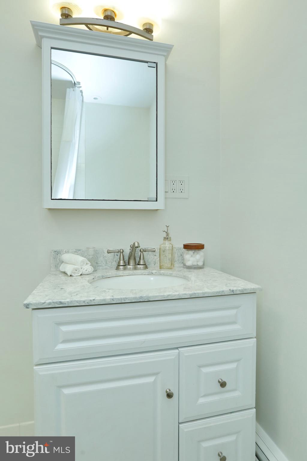 E L DAVIS - Residential