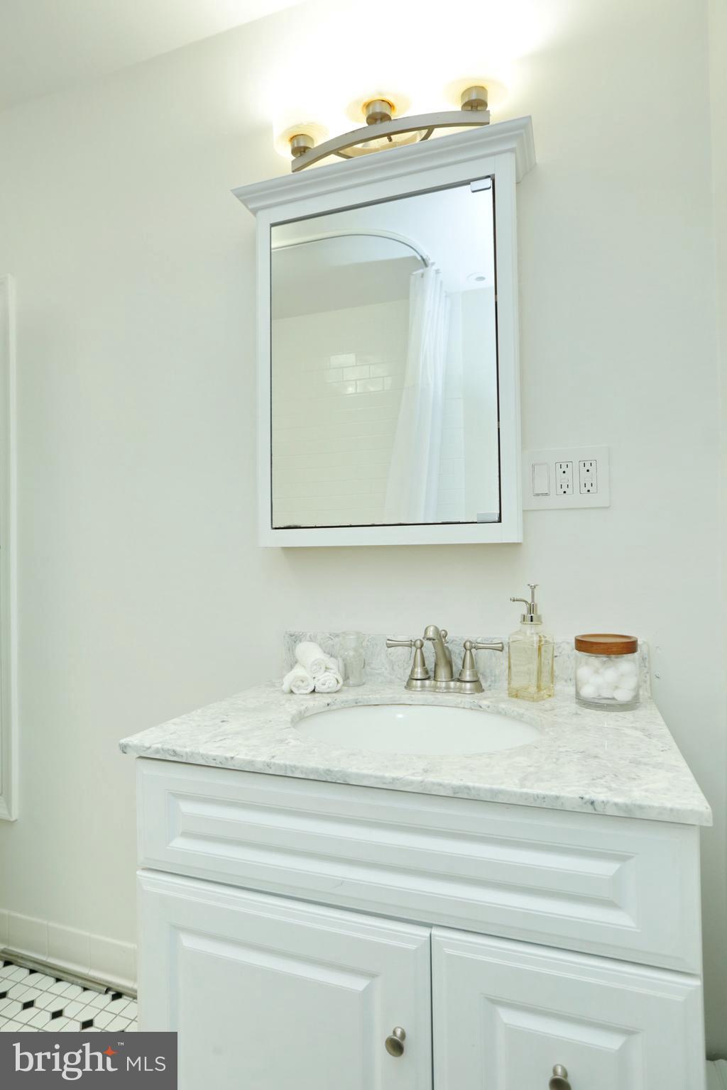 E L DAVIS - Residential