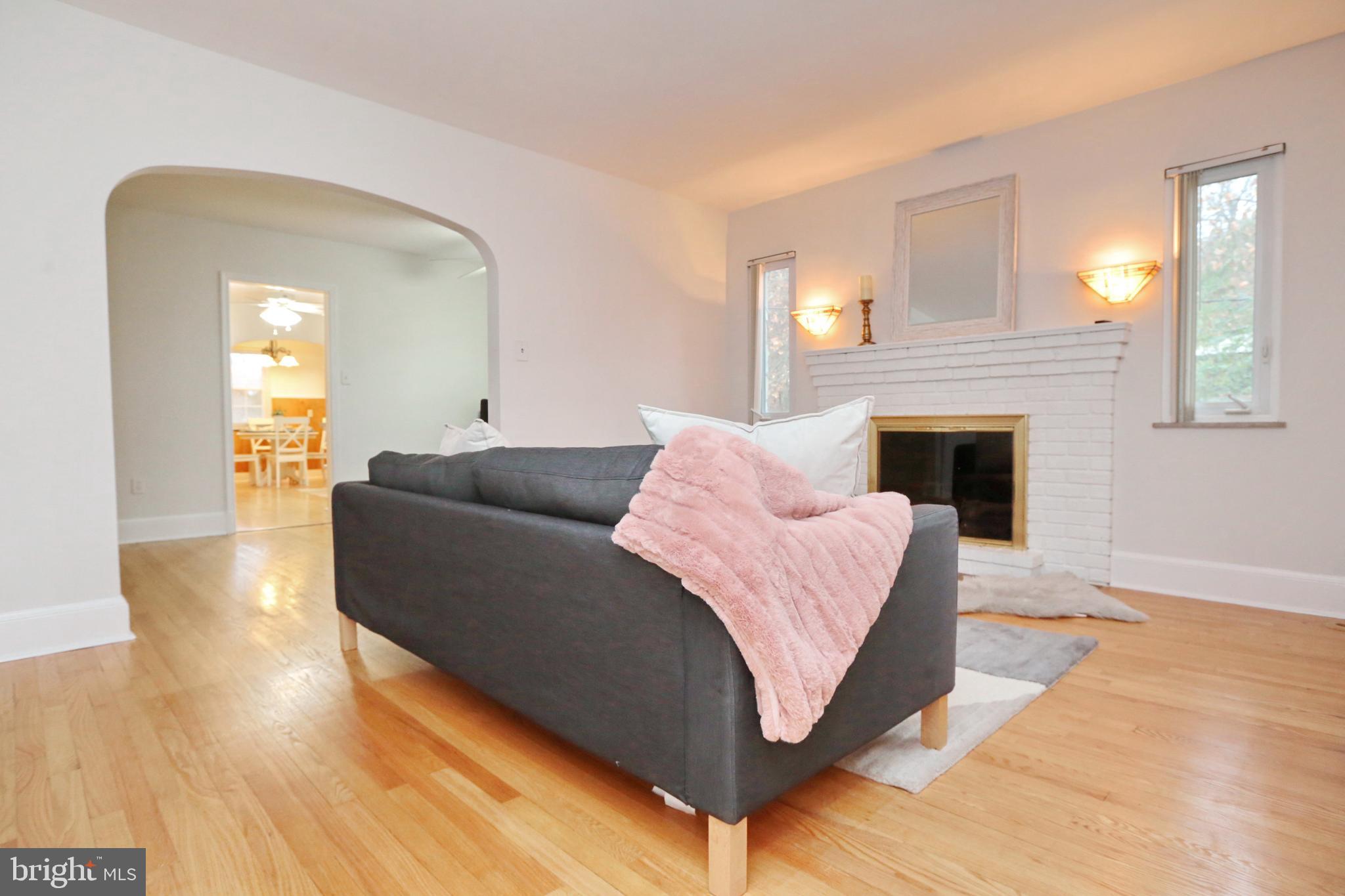 E L DAVIS - Residential