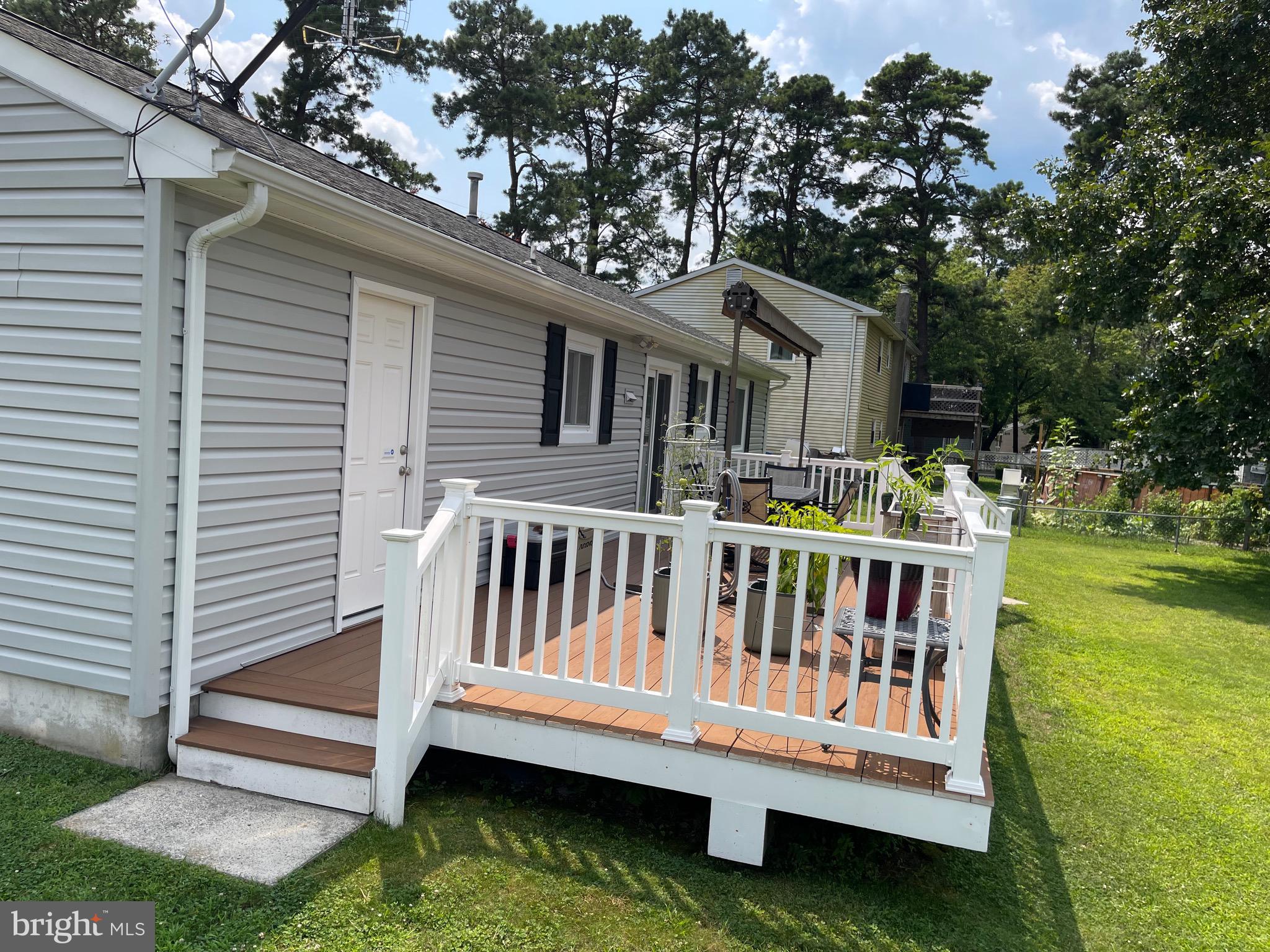 231 CHEROKEE DRIVE