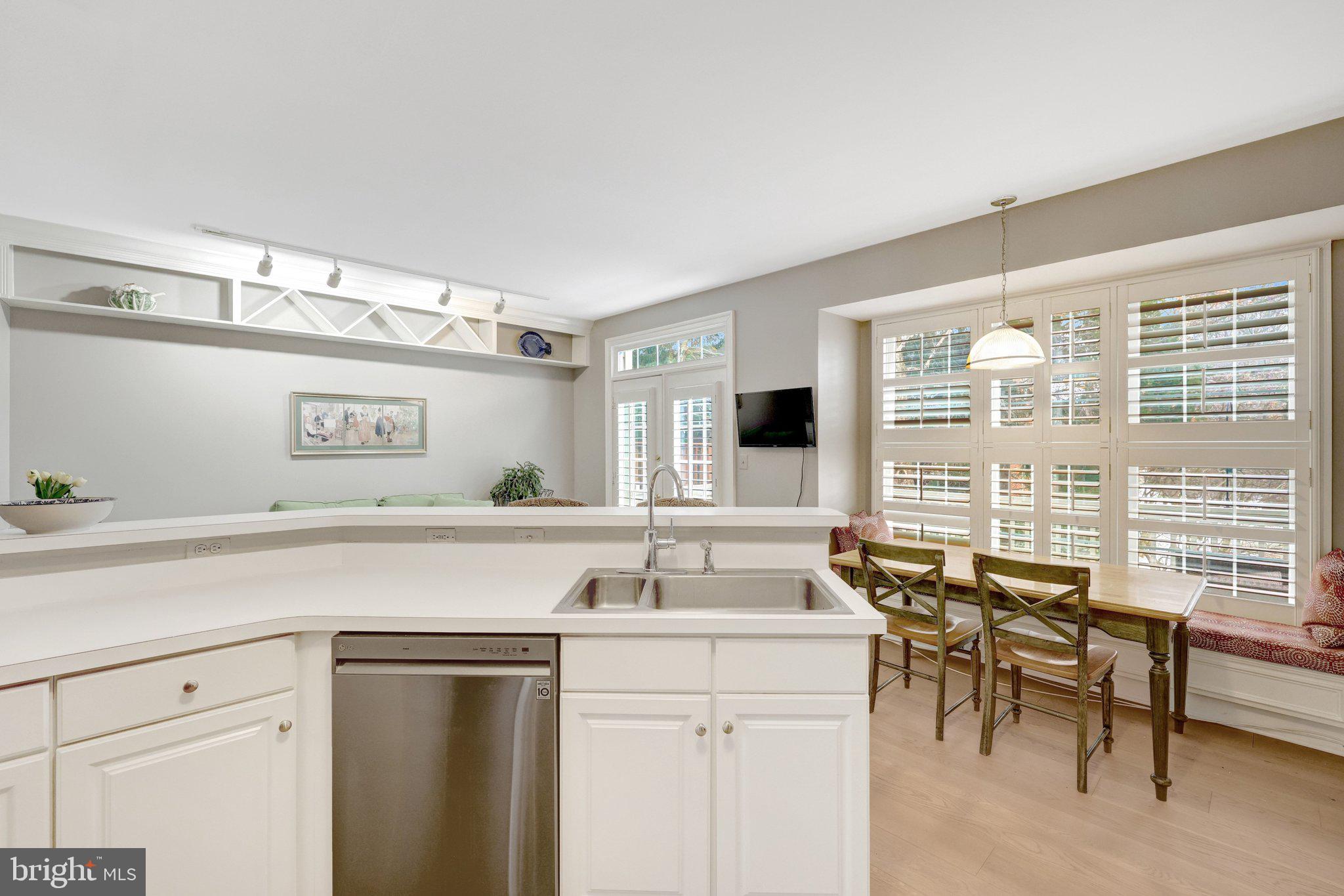 BALDWIN GROVE - Residential