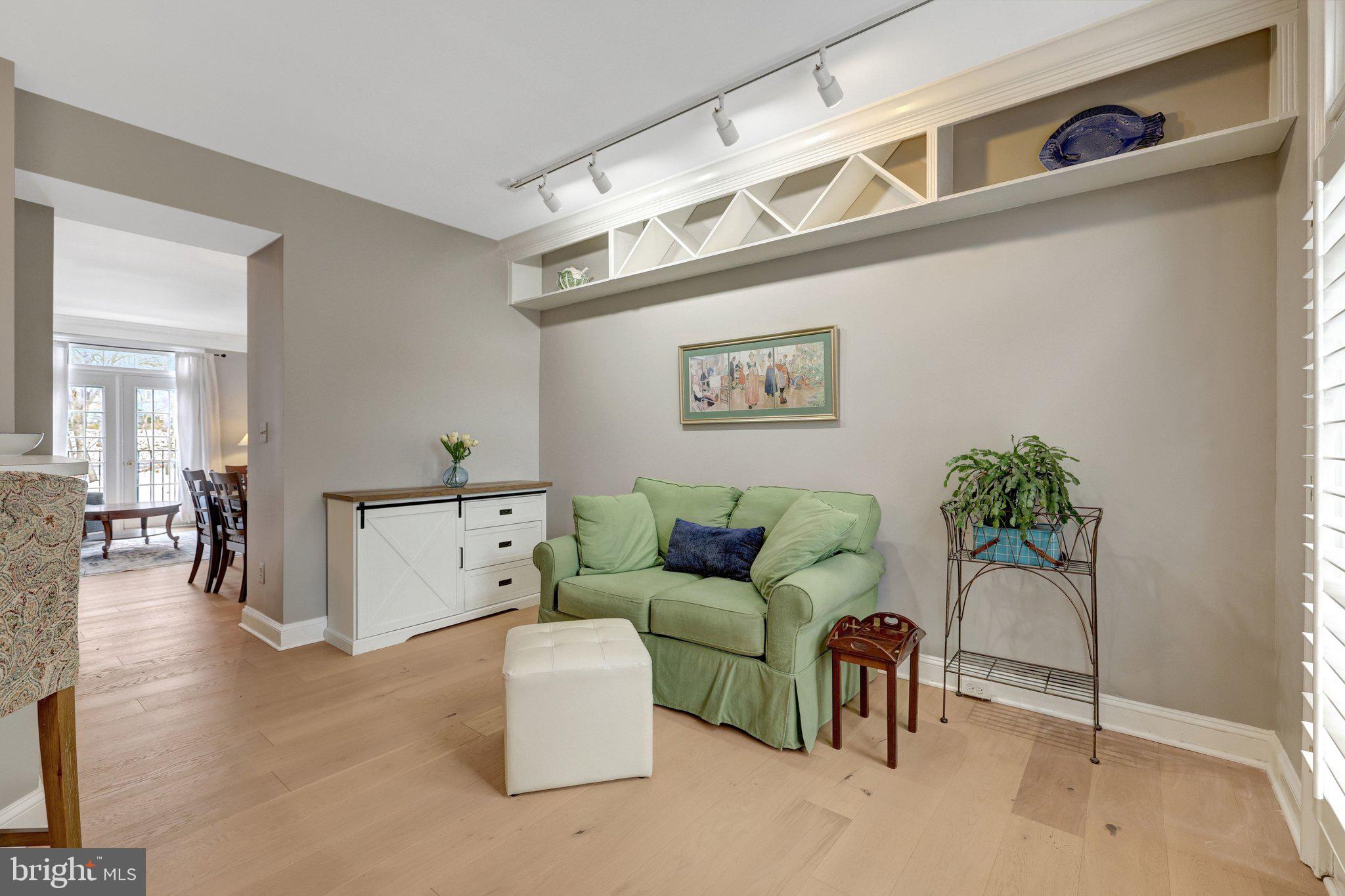 BALDWIN GROVE - Residential