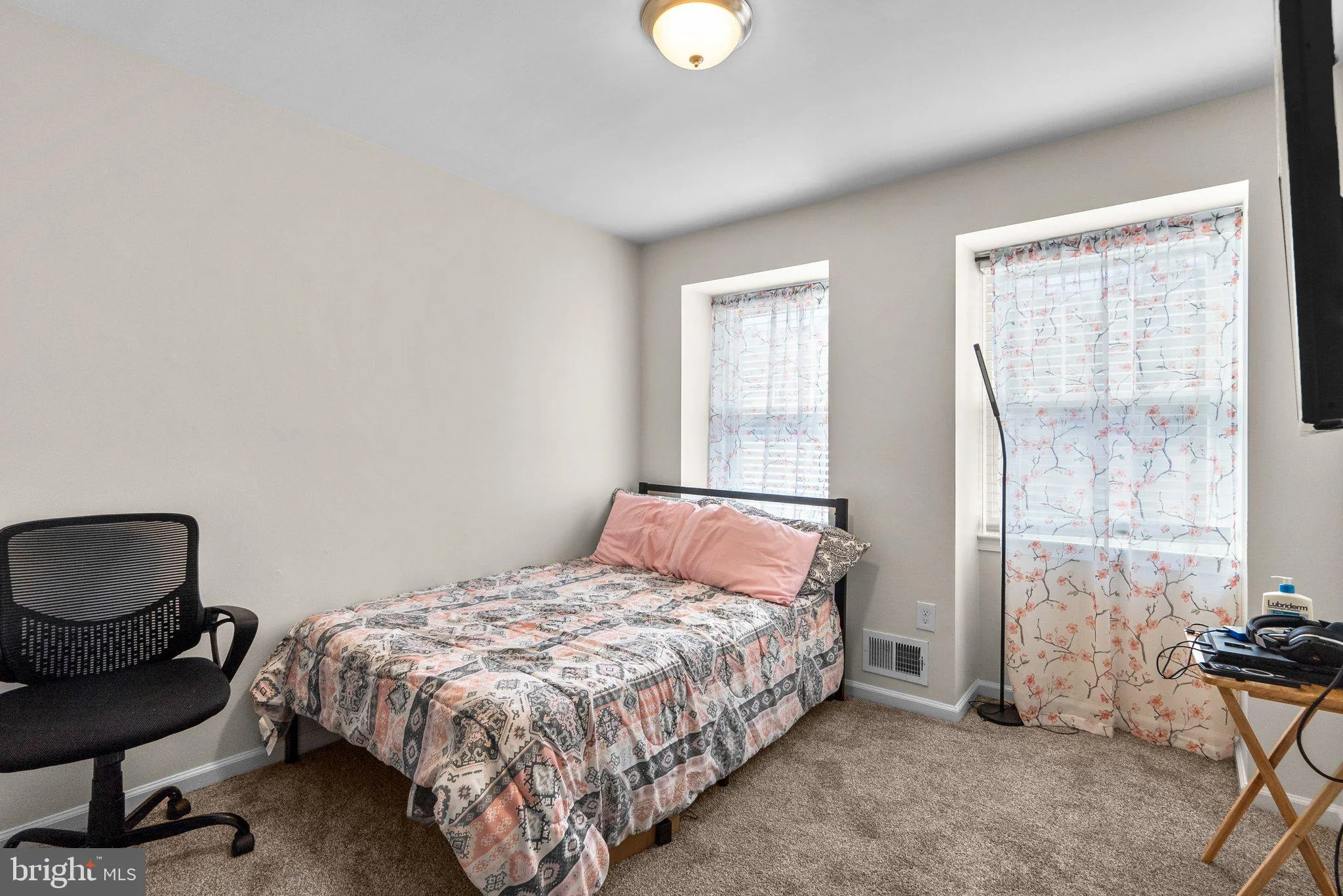 Cheltenham, Maryland 20623, United States, 4 Bedrooms Bedrooms, ,3 BathroomsBathrooms,Residential,Contingent,80830