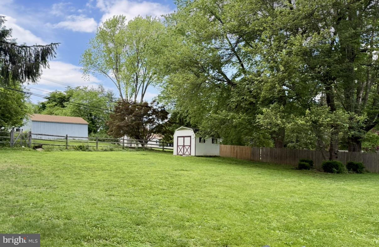 7 S GARDEN CIRCLE
