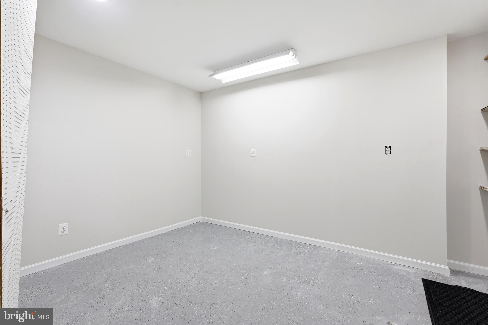 BELMONT COUNTRY CLUB - Residential