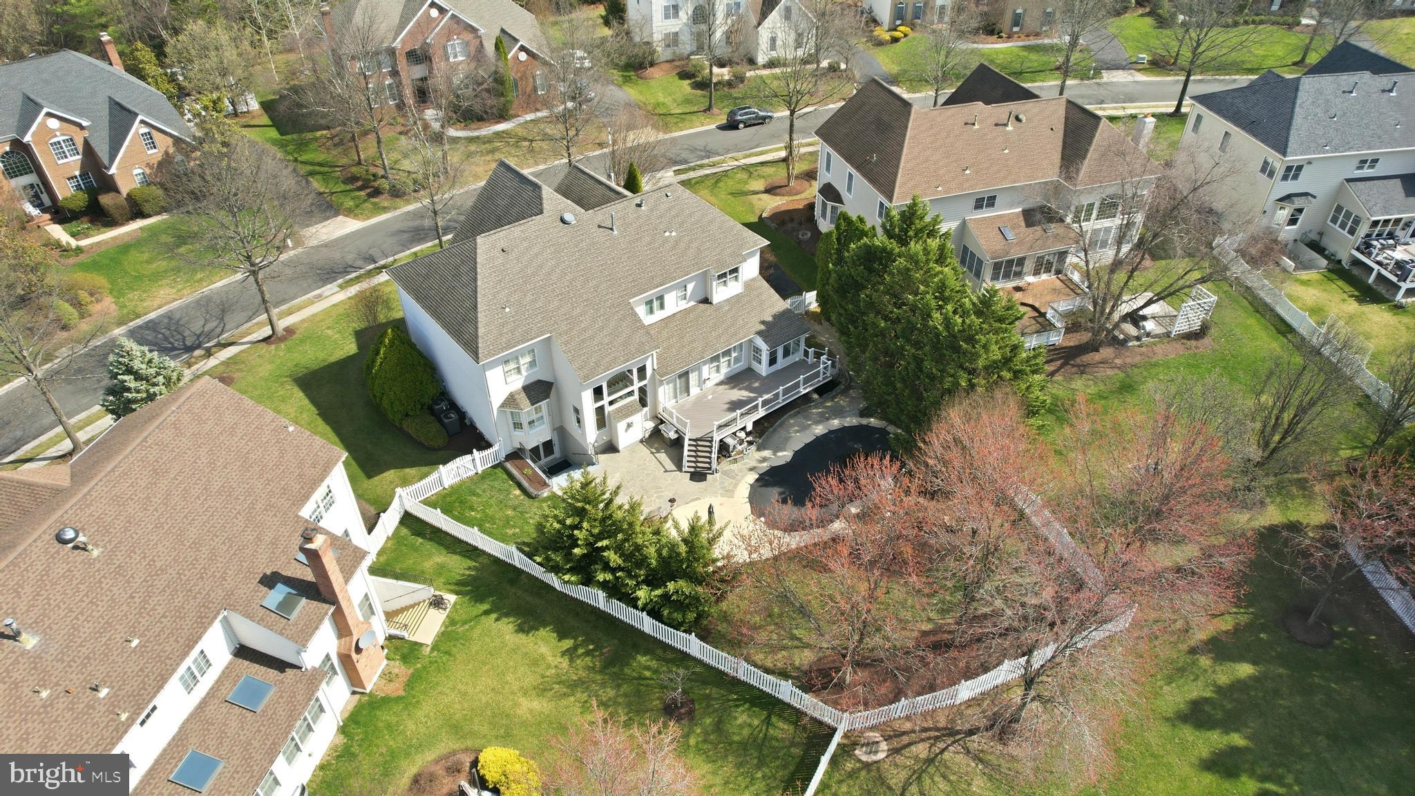 BELMONT COUNTRY CLUB - Residential