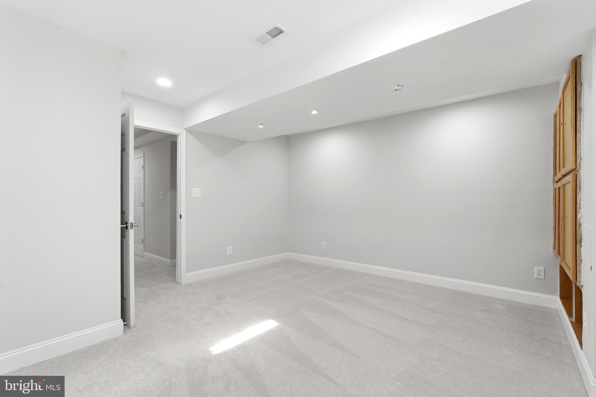 BELMONT COUNTRY CLUB - Residential