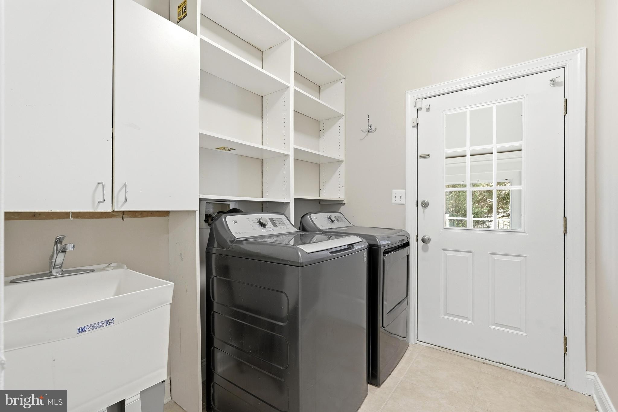 BELMONT COUNTRY CLUB - Residential