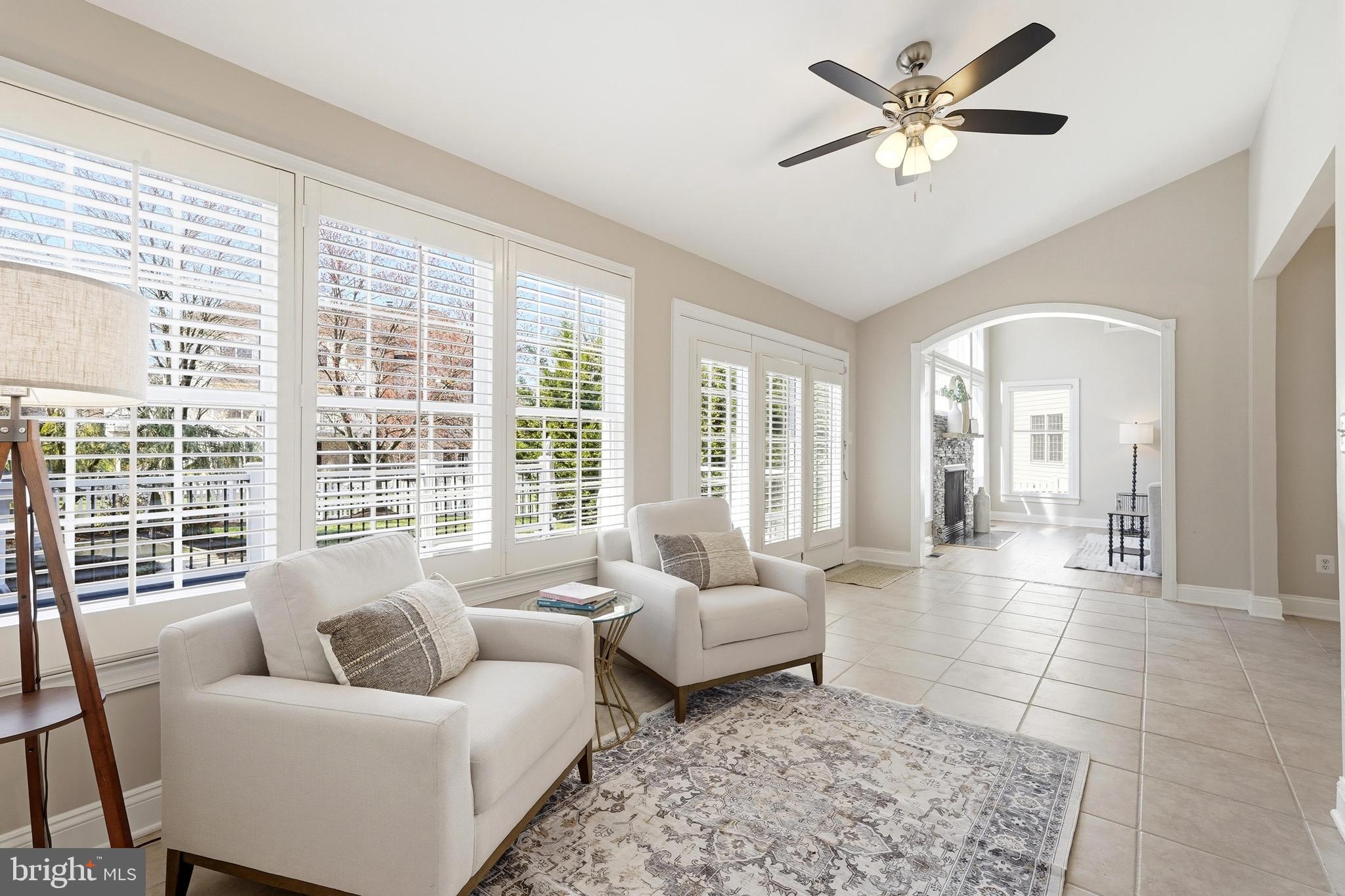 BELMONT COUNTRY CLUB - Residential