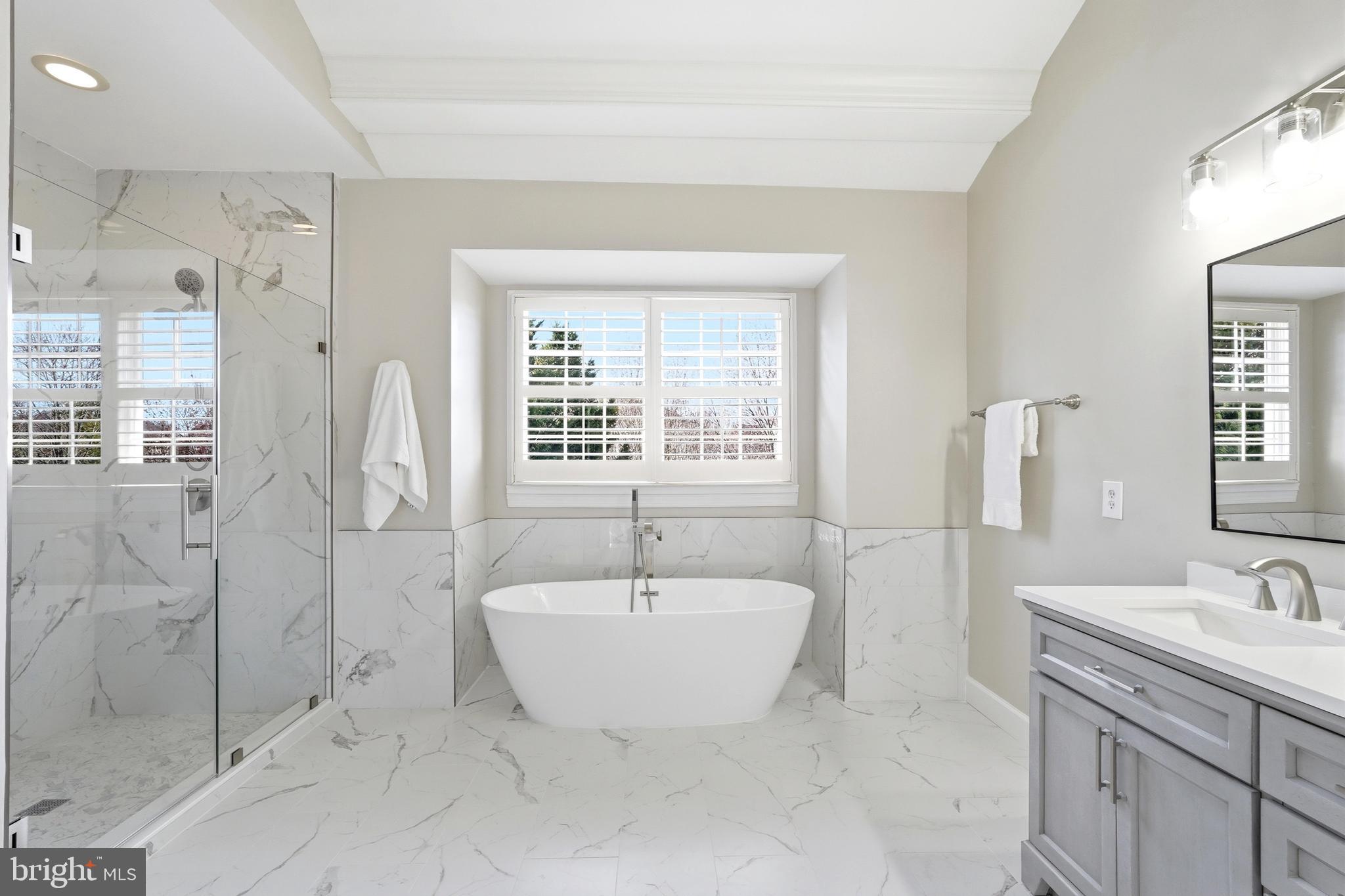 BELMONT COUNTRY CLUB - Residential