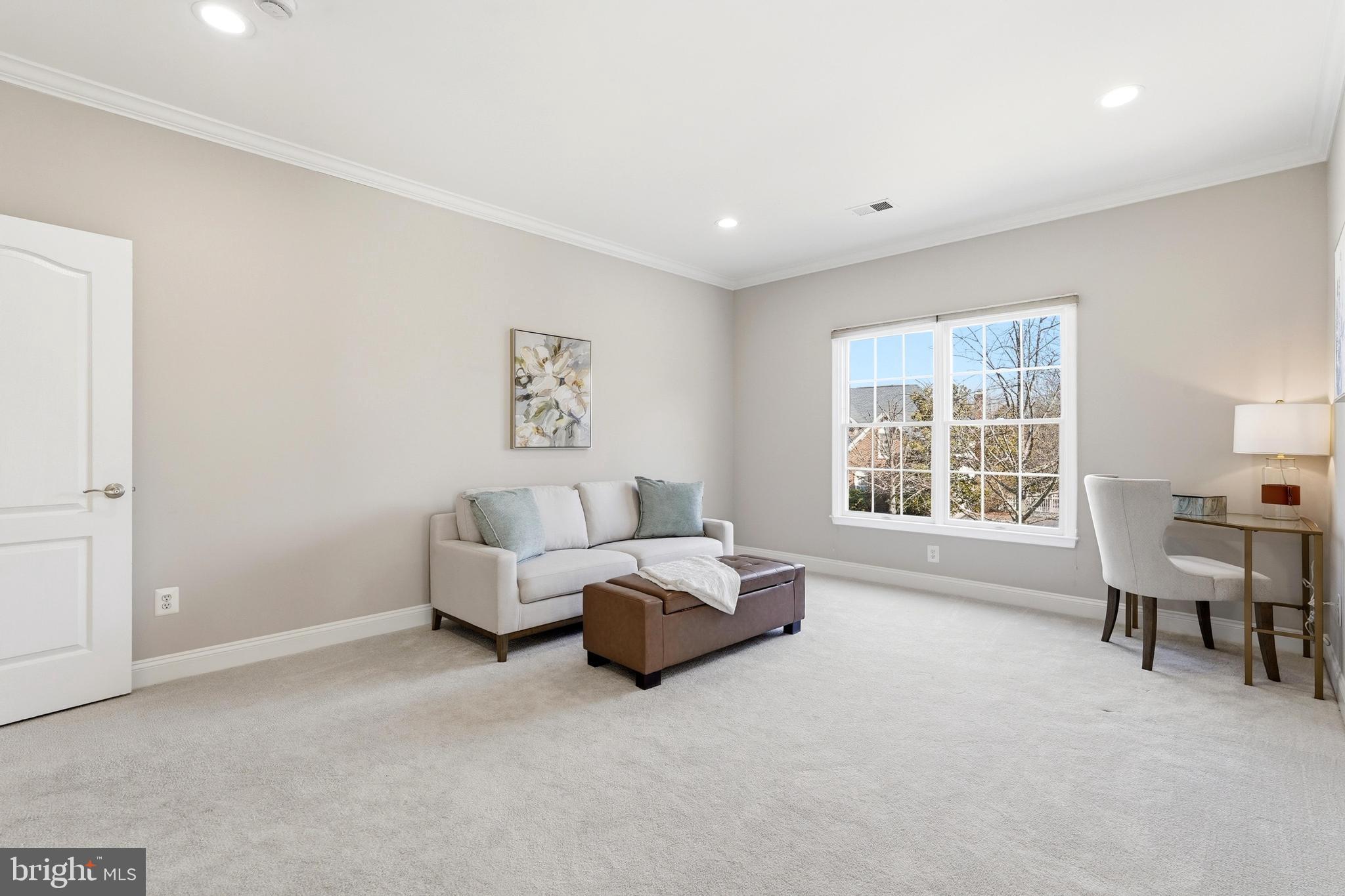 BELMONT COUNTRY CLUB - Residential