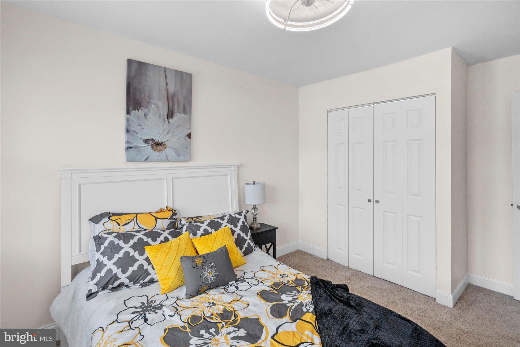 FRANKFORD - Residential