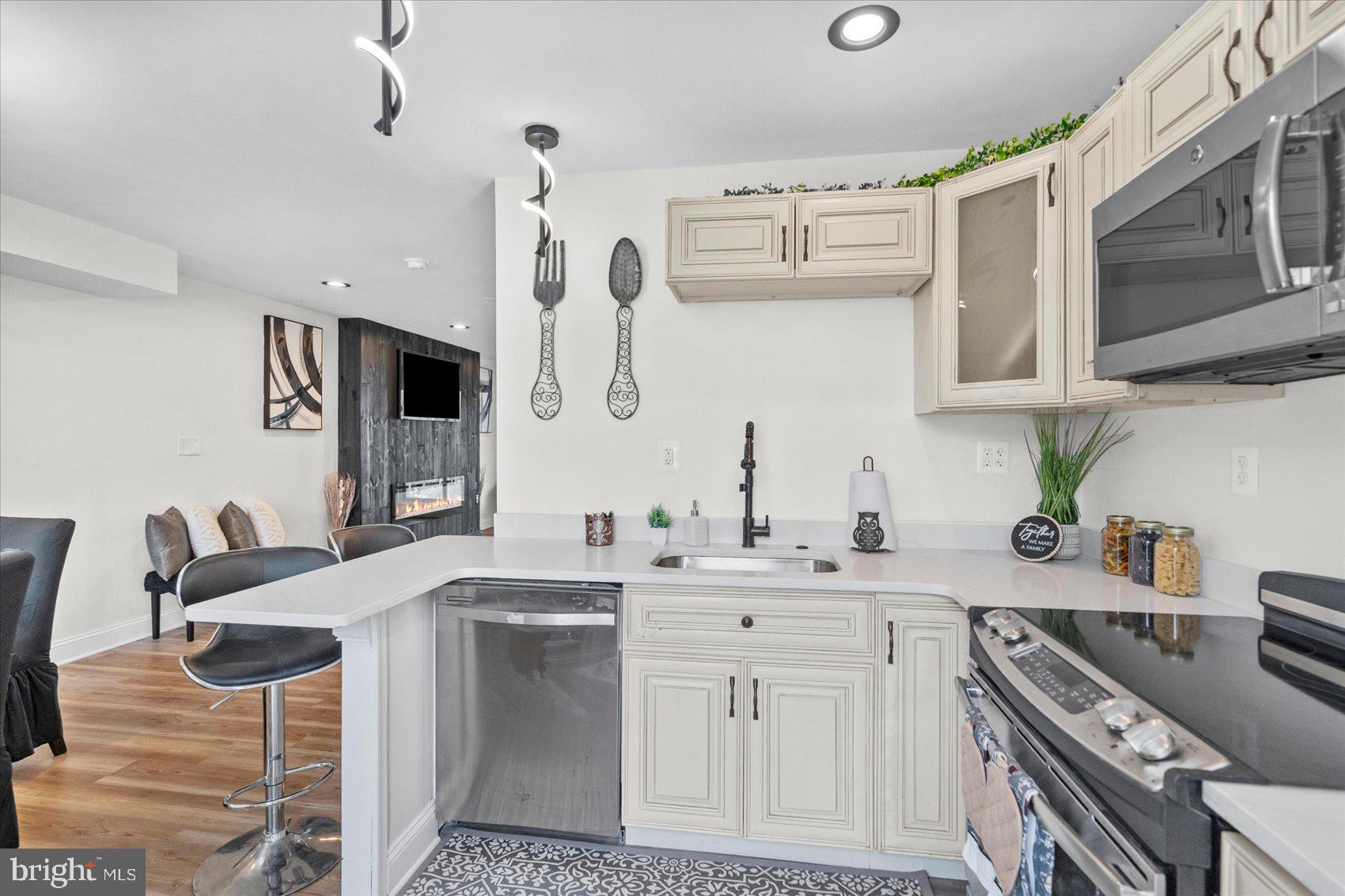 FRANKFORD - Residential