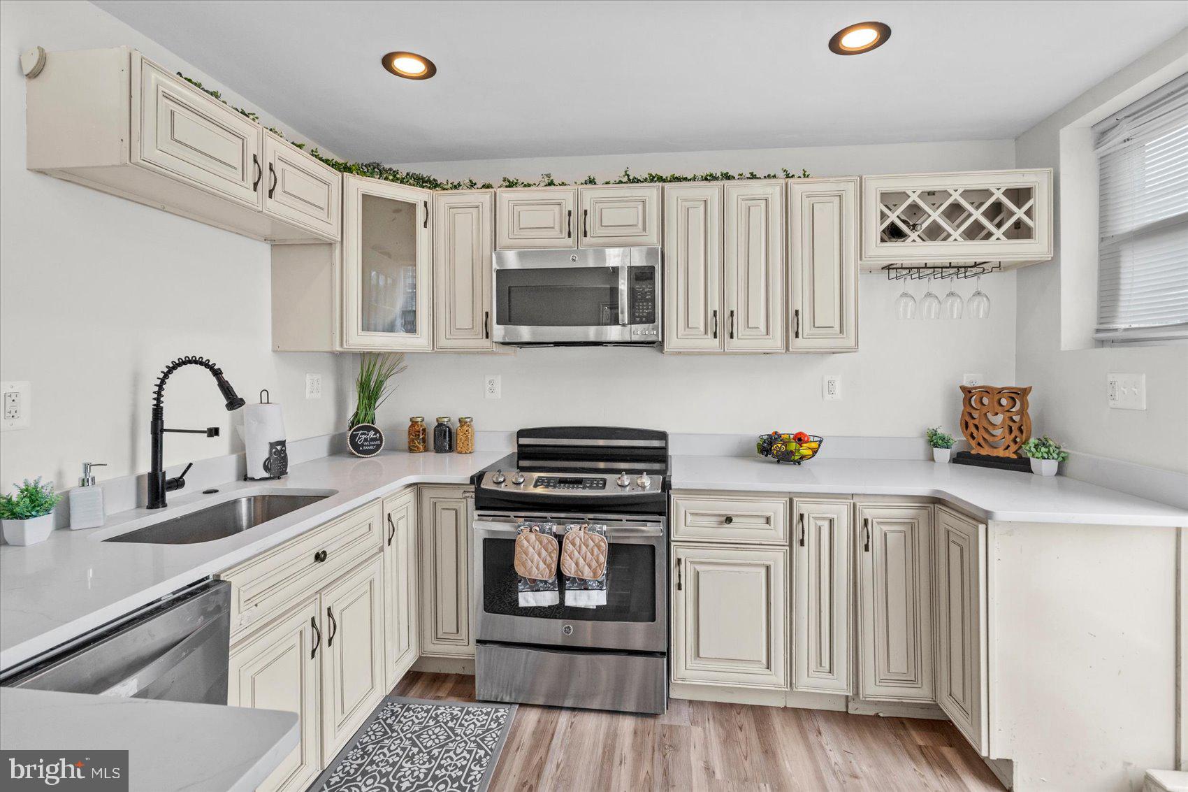 FRANKFORD - Residential