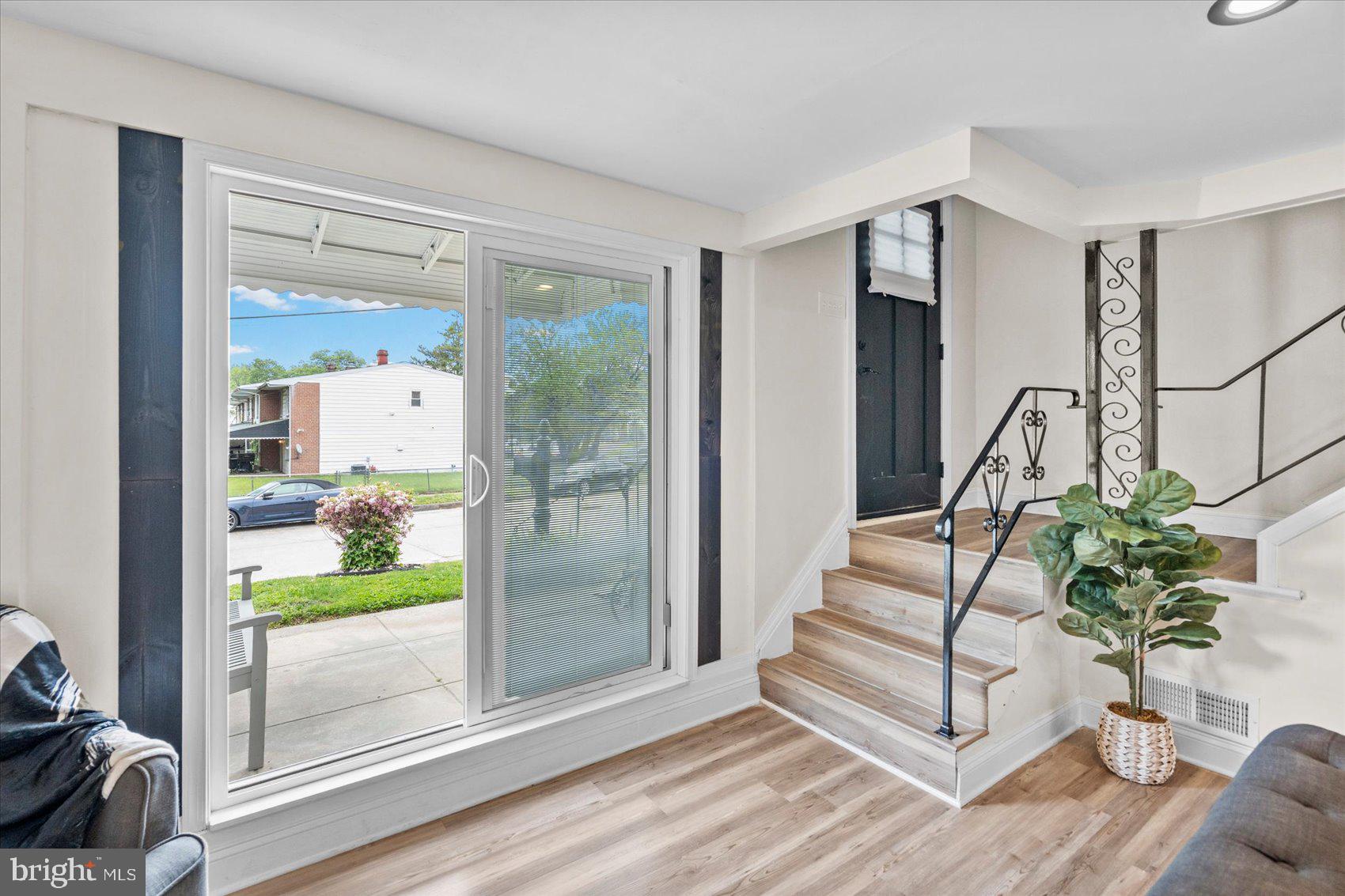 FRANKFORD - Residential