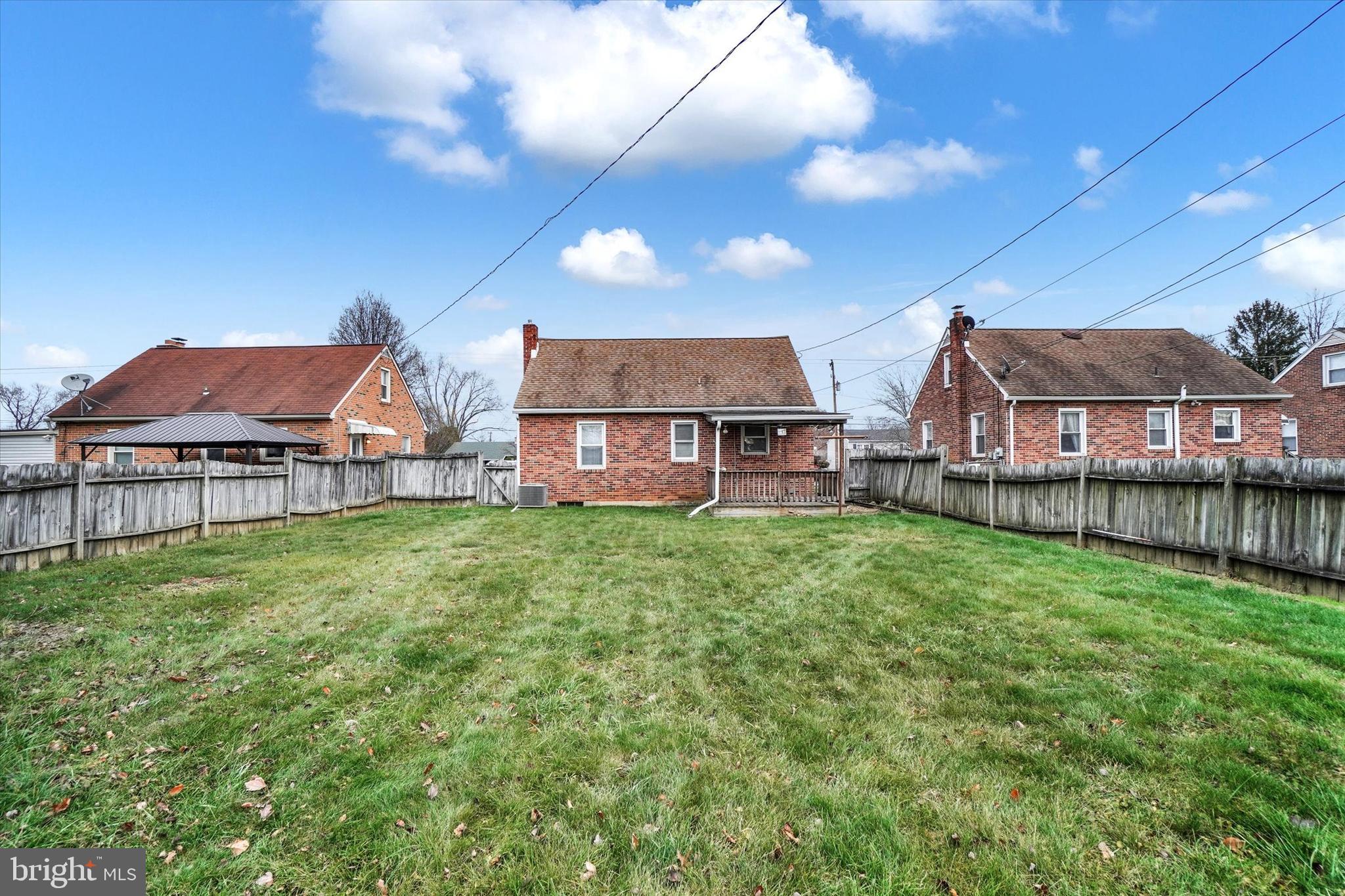 EDGEWOOD ROAD - Residential