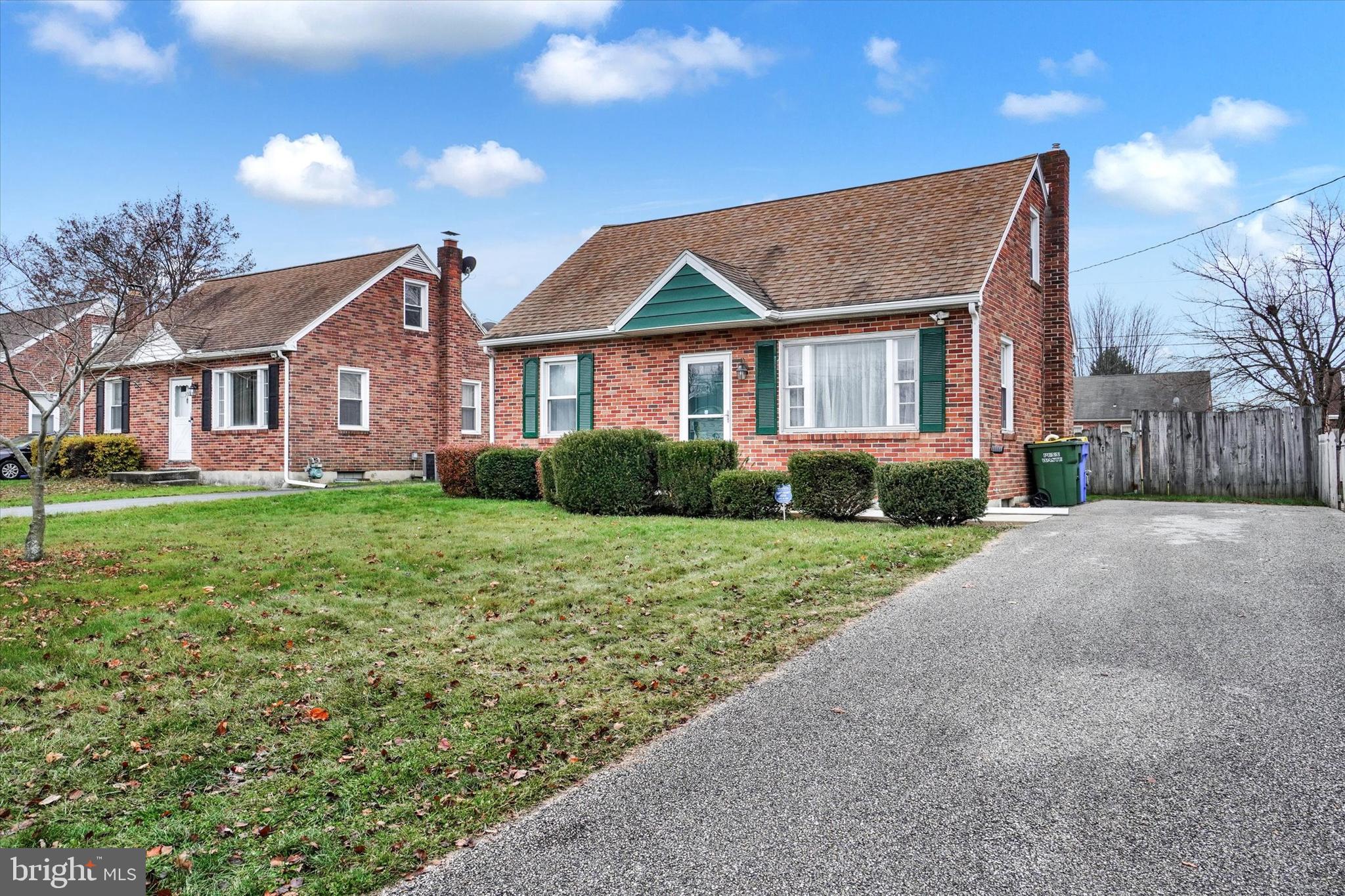 EDGEWOOD ROAD - Residential