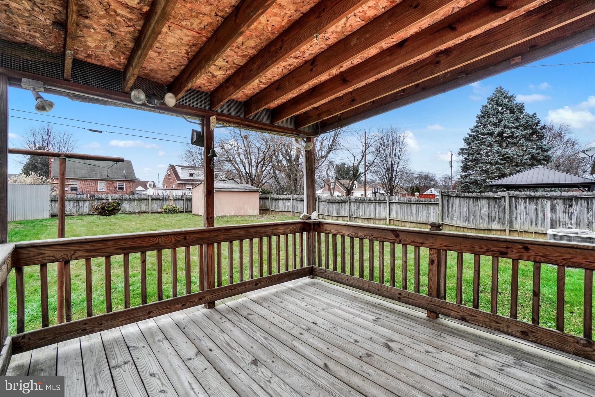 EDGEWOOD ROAD - Residential