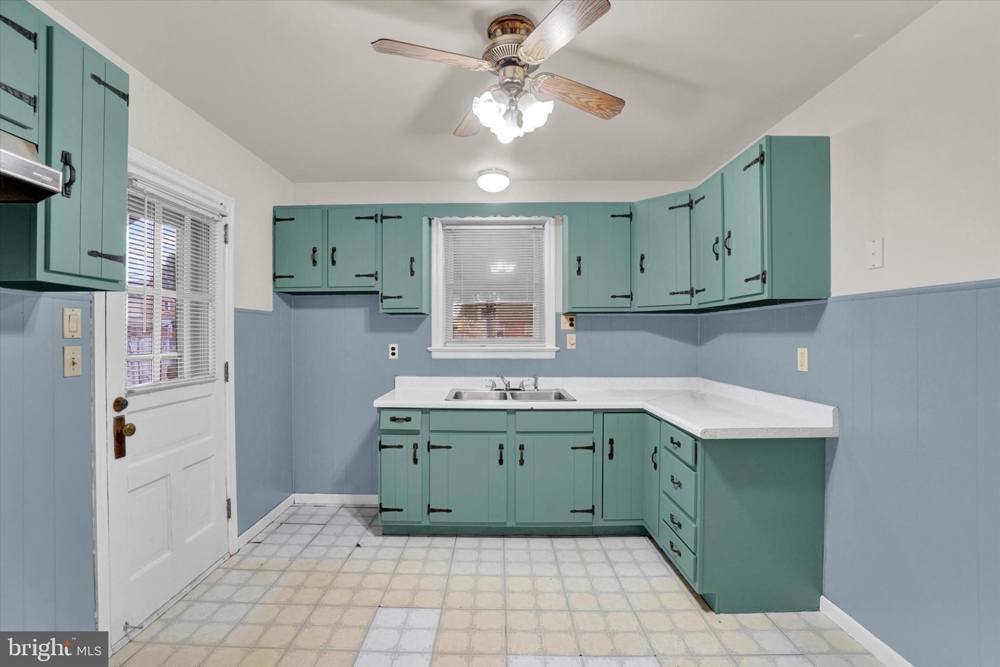 EDGEWOOD ROAD - Residential
