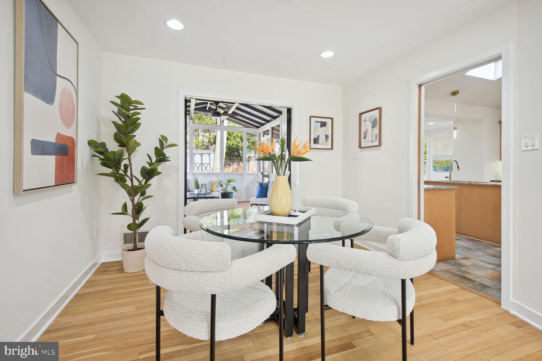 COUNTRY CLUB FOREST - Residential