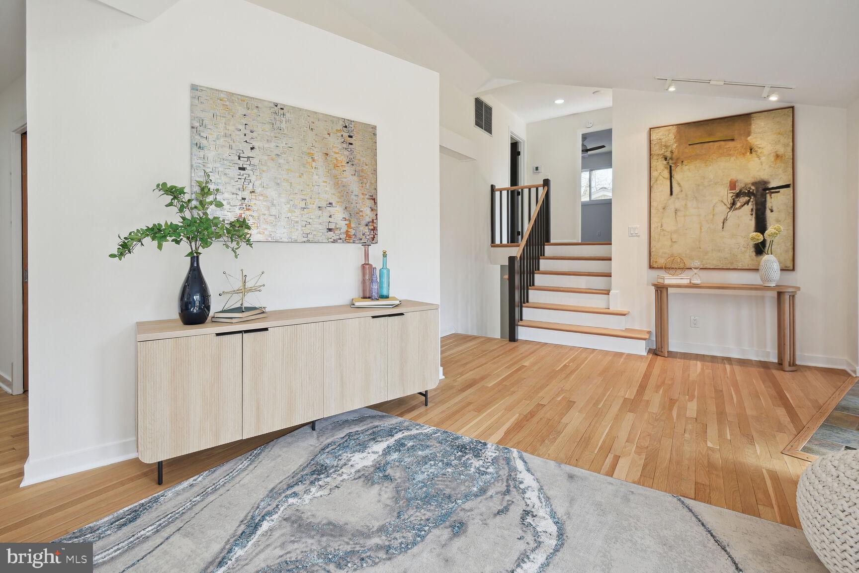 COUNTRY CLUB FOREST - Residential