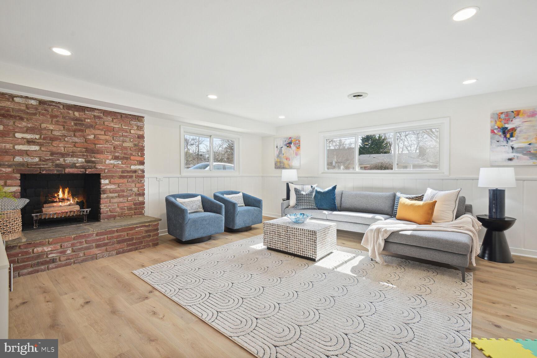 COUNTRY CLUB FOREST - Residential