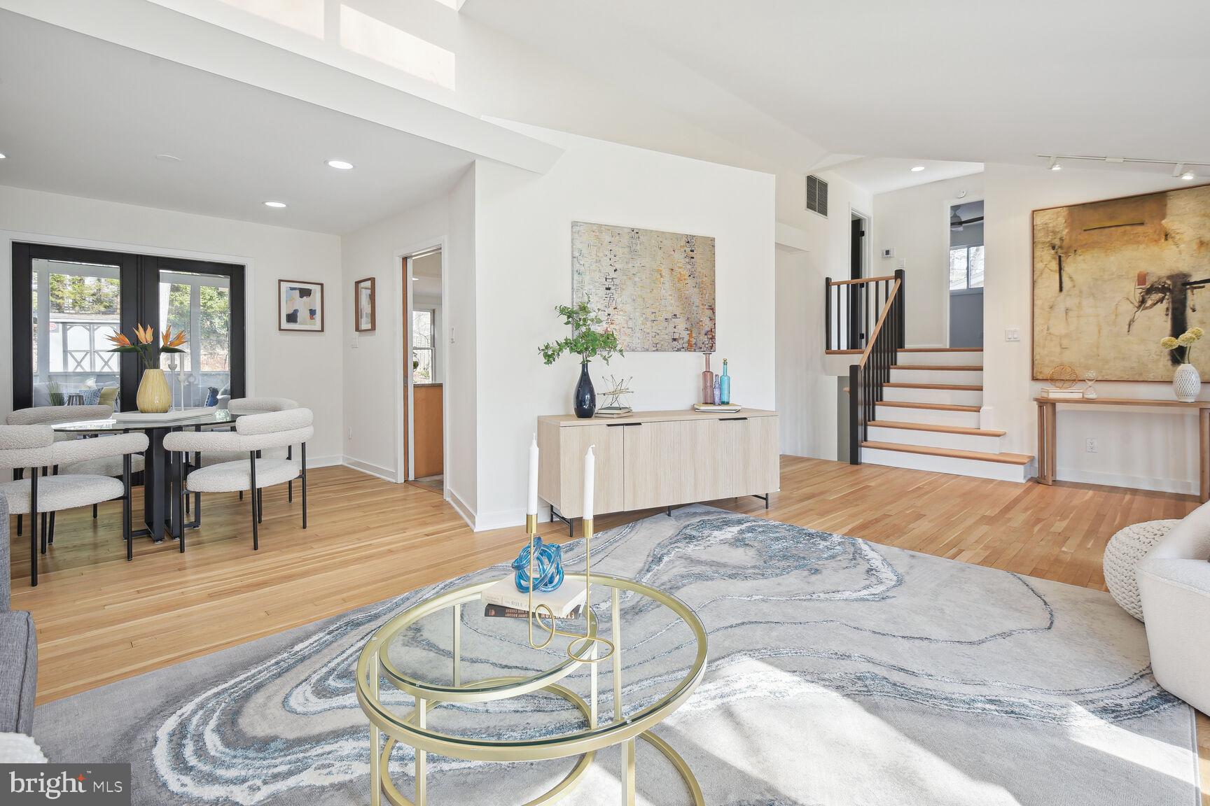 COUNTRY CLUB FOREST - Residential