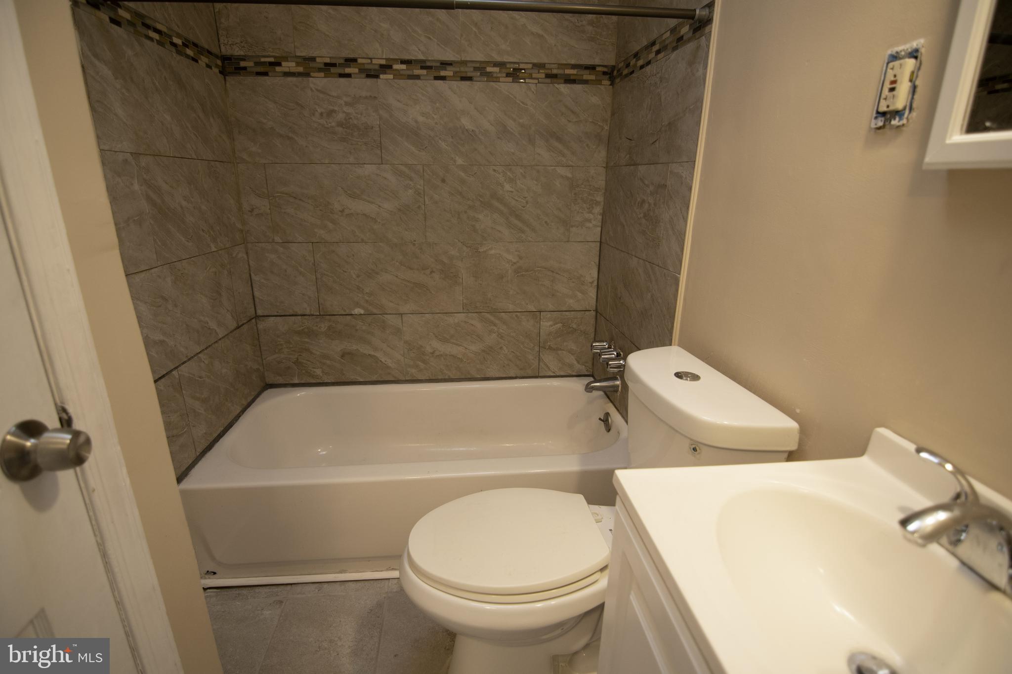 LUCILLE PARK - Residential