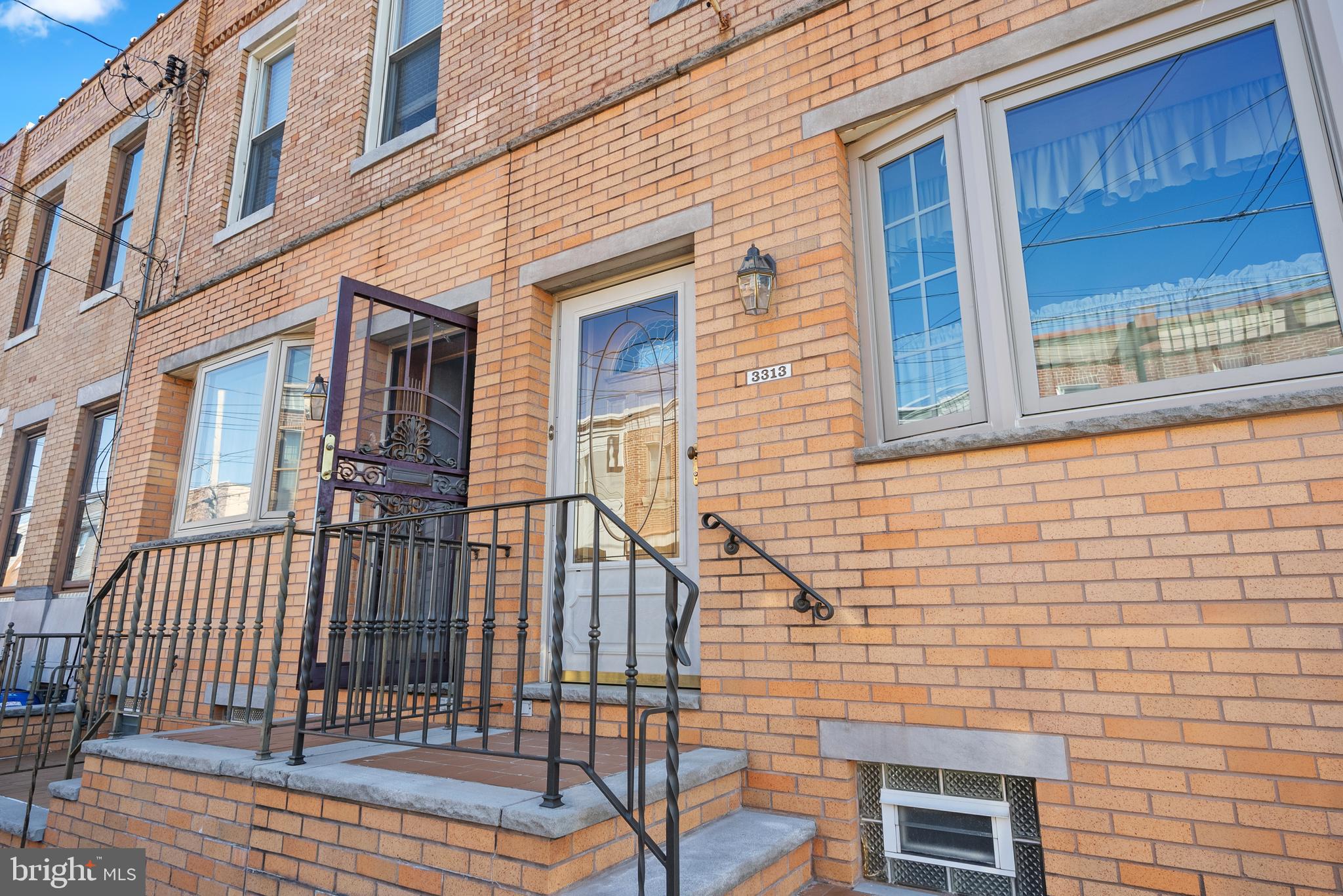 PHILADELPHIA - Residential