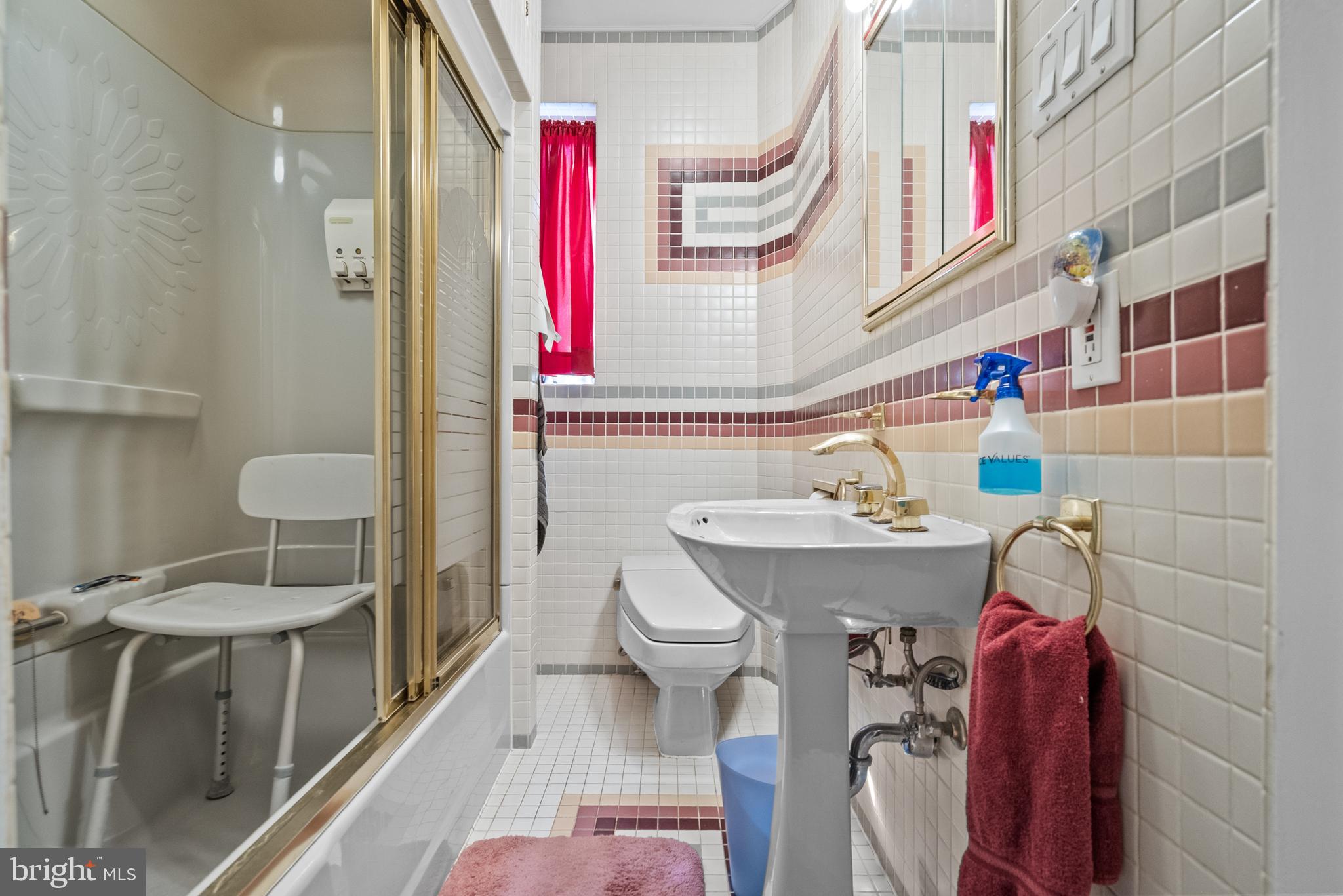 PHILADELPHIA - Residential