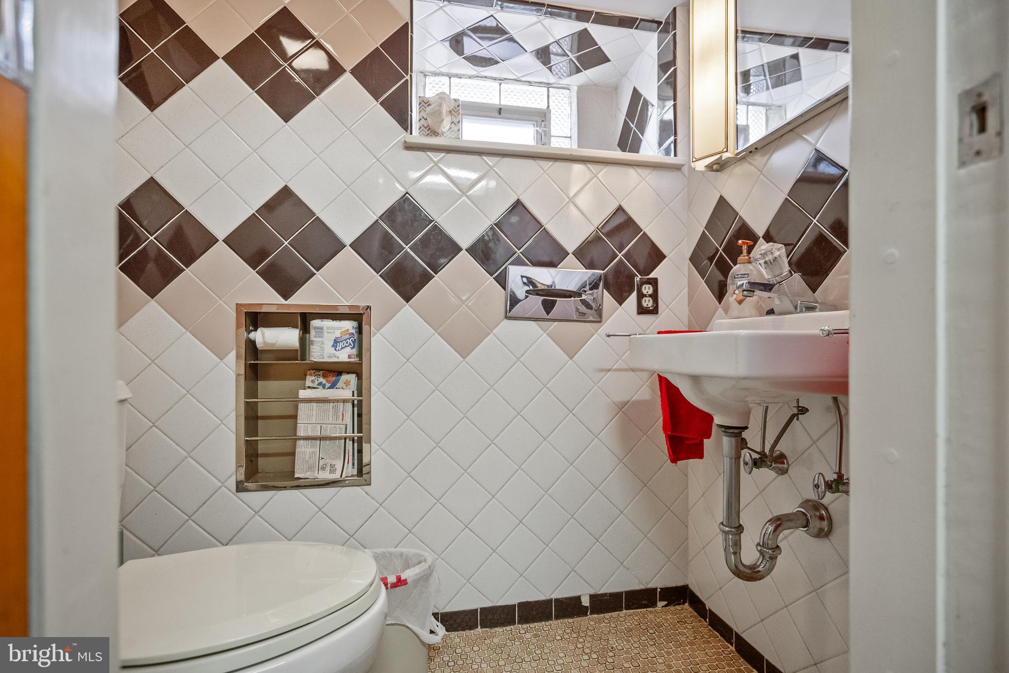 PHILADELPHIA - Residential