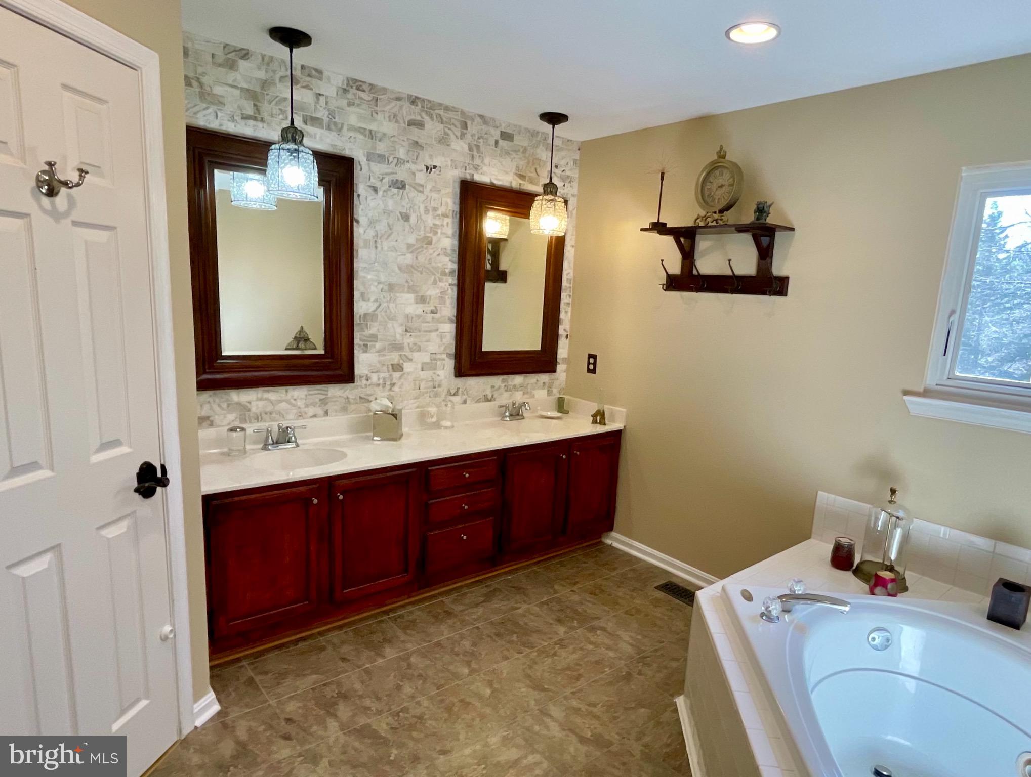 GLEN ALLEN - Residential