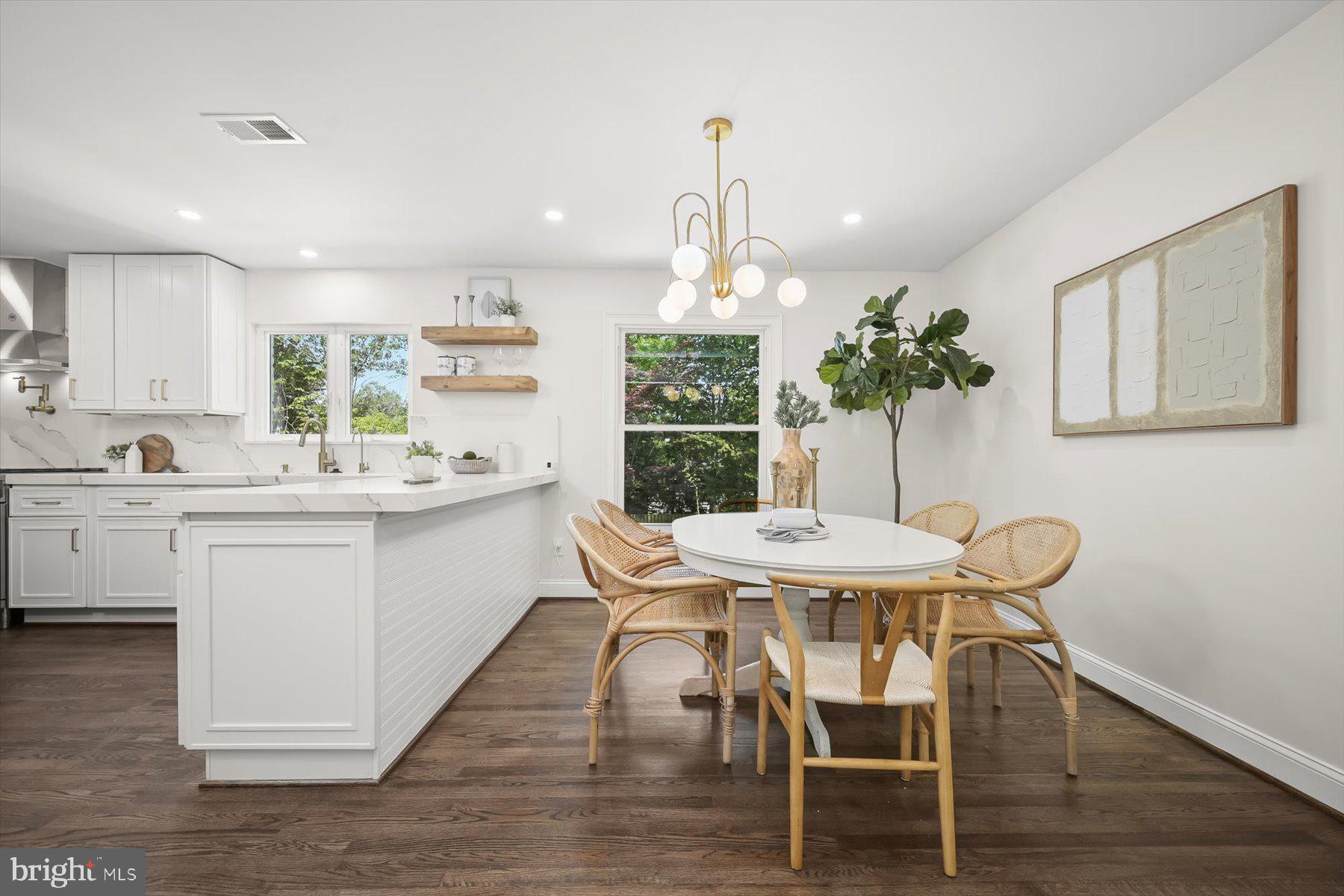 FOX HILLS - Residential