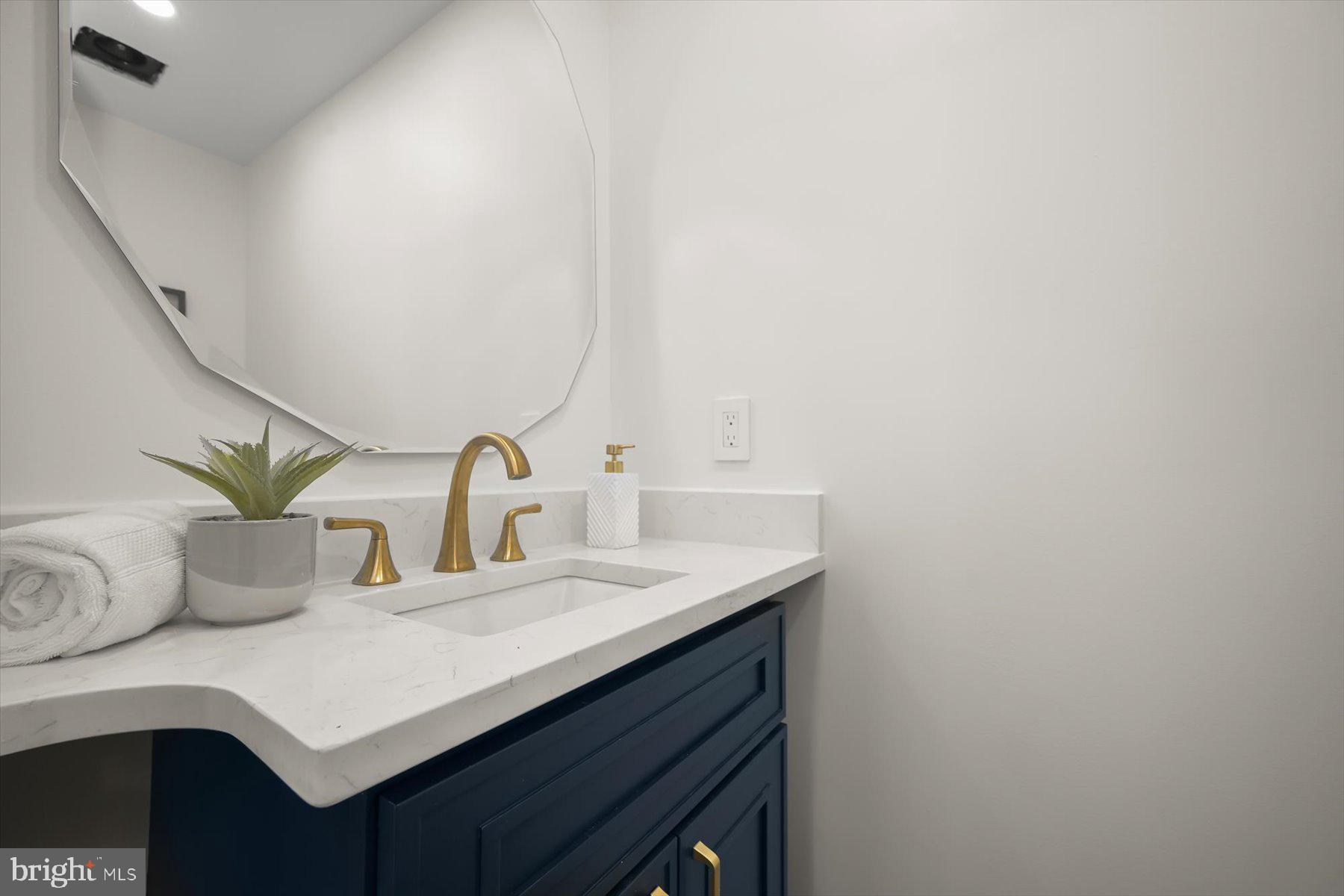 FOX HILLS - Residential