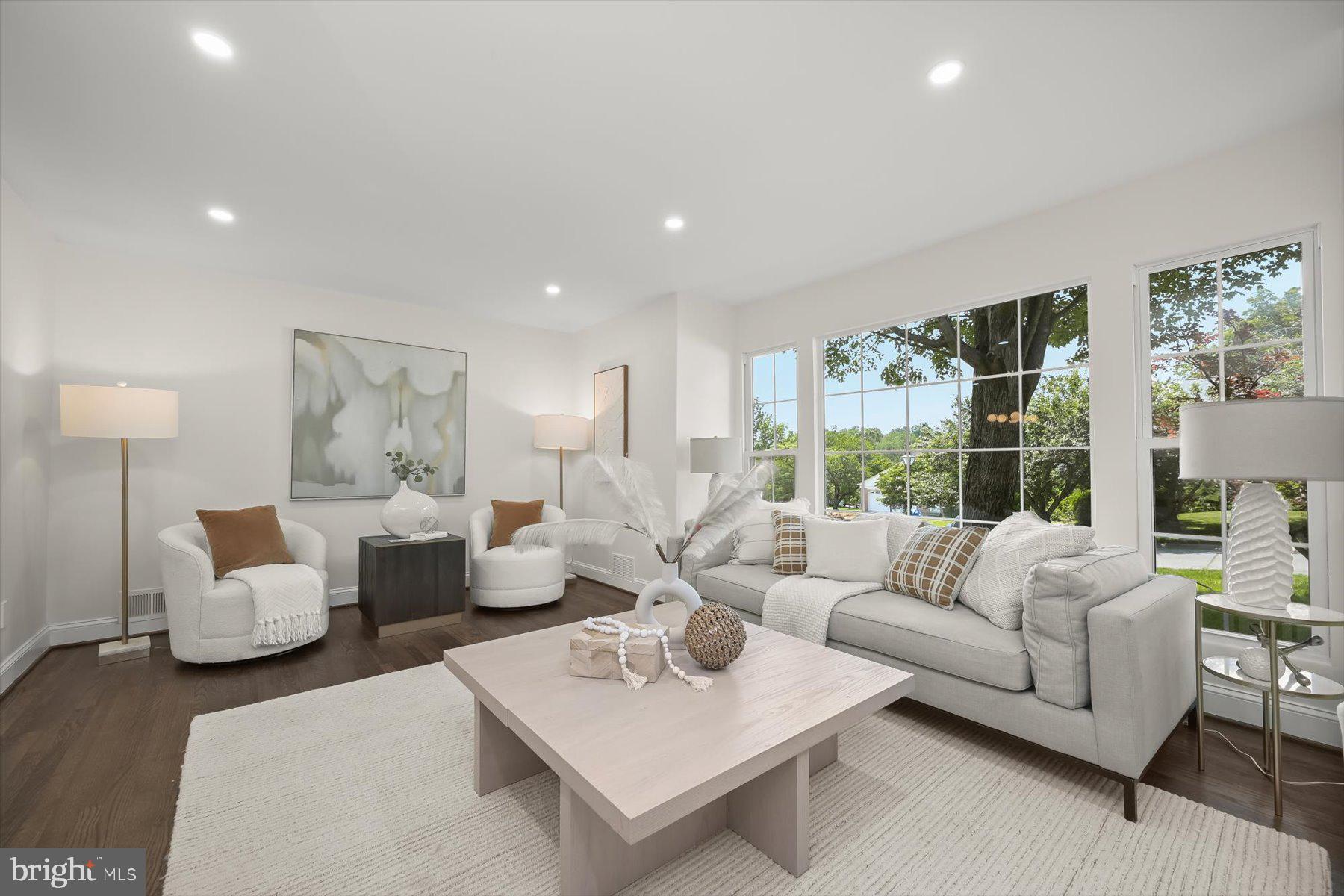11003 HUNT CLUB DRIVE