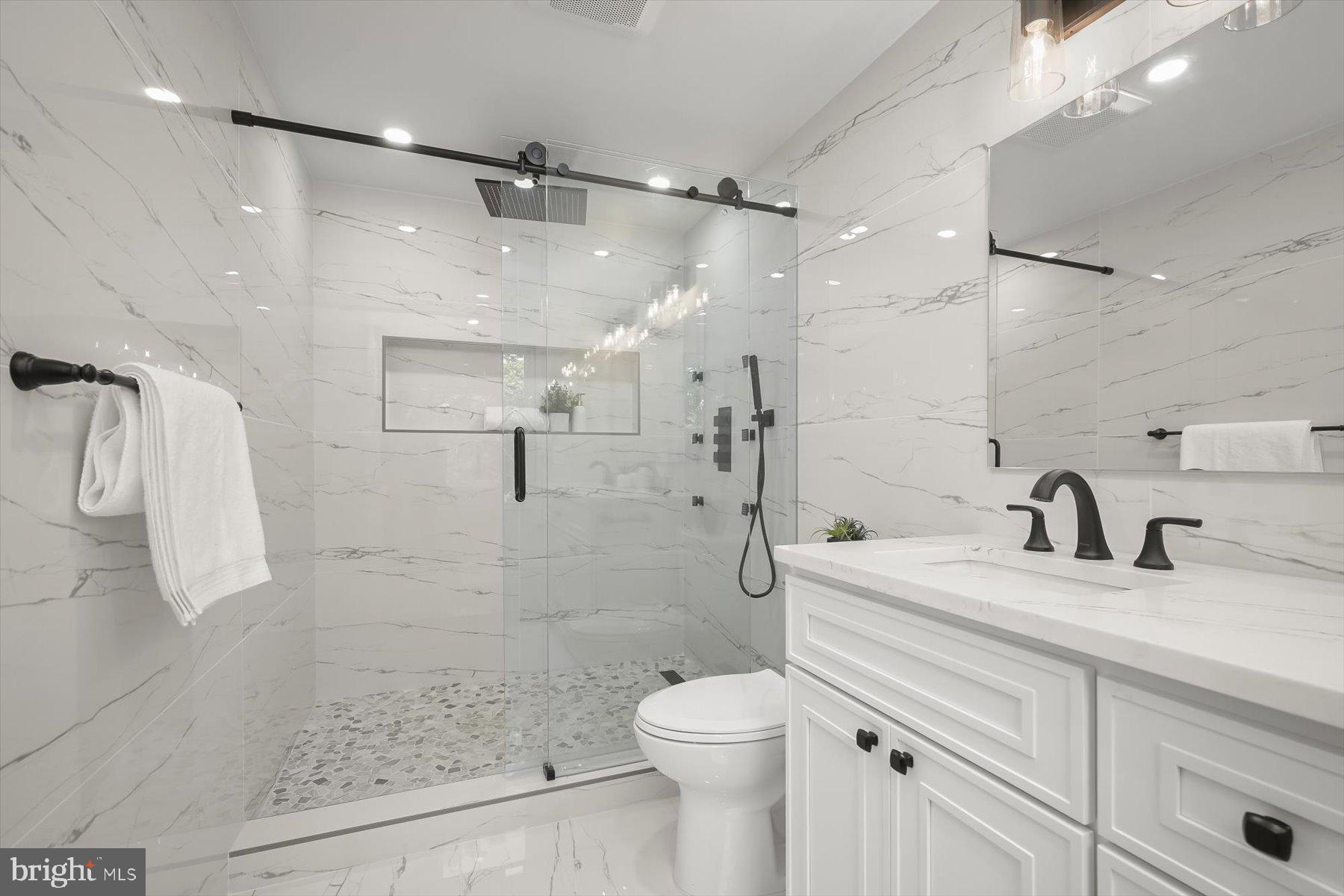 FOX HILLS - Residential