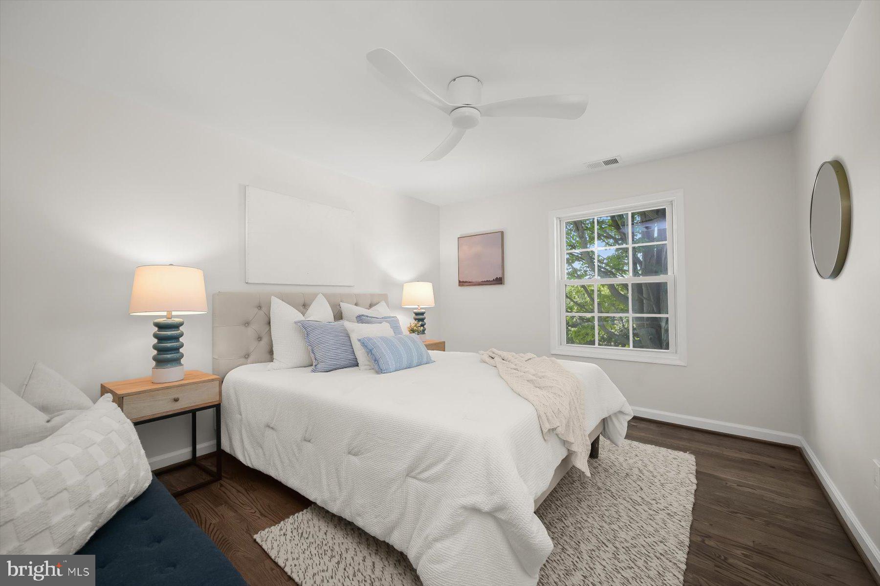 FOX HILLS - Residential