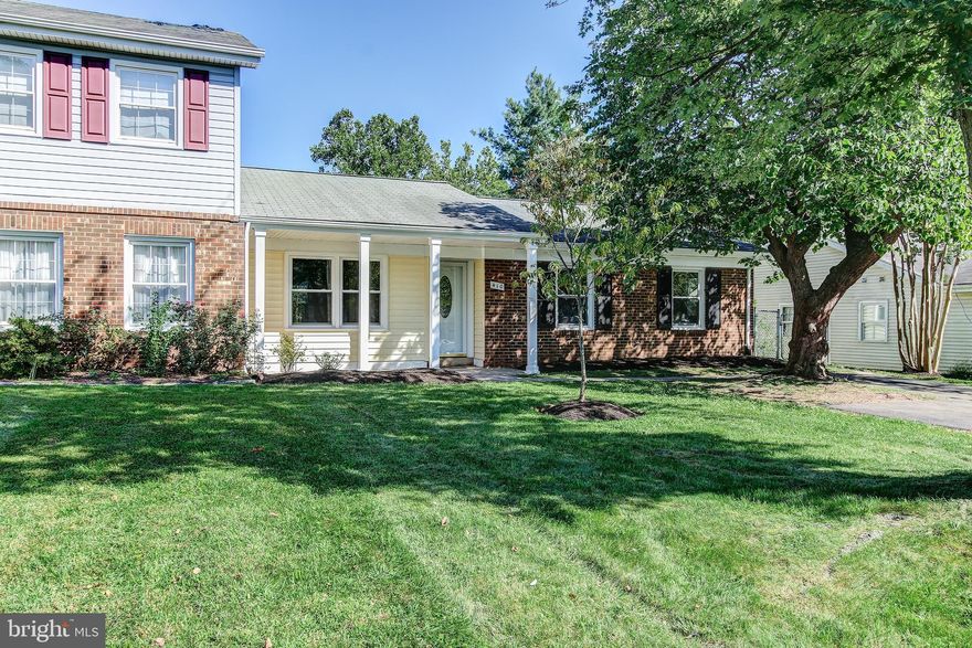 Spacious 3 bedroom/2 bathroom Duplex! Large Dining Room and Living Room, upgraded bathrooms, gleaming floors, granite kitchen counter tops, stainless steel appliances, freshly painted...This homes offers it all, including a very private, fenced backyard backing to woods and stream. Upgraded driveway fits 4 cars.   Storage shed...