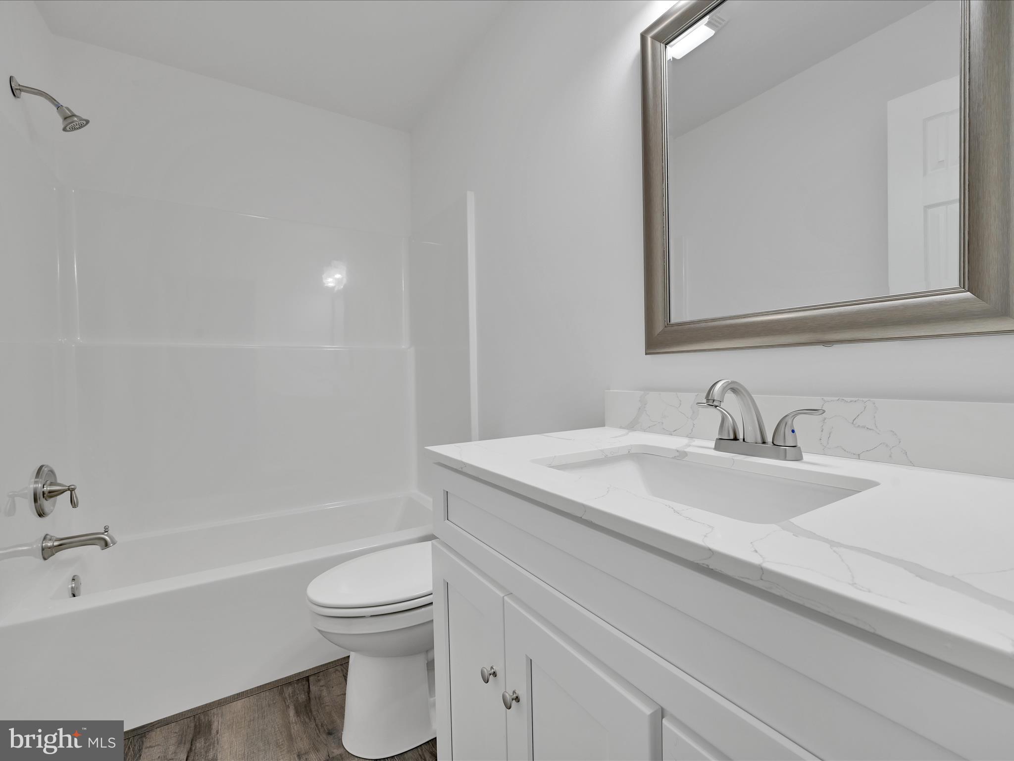 LAKE WYNONAH - Residential