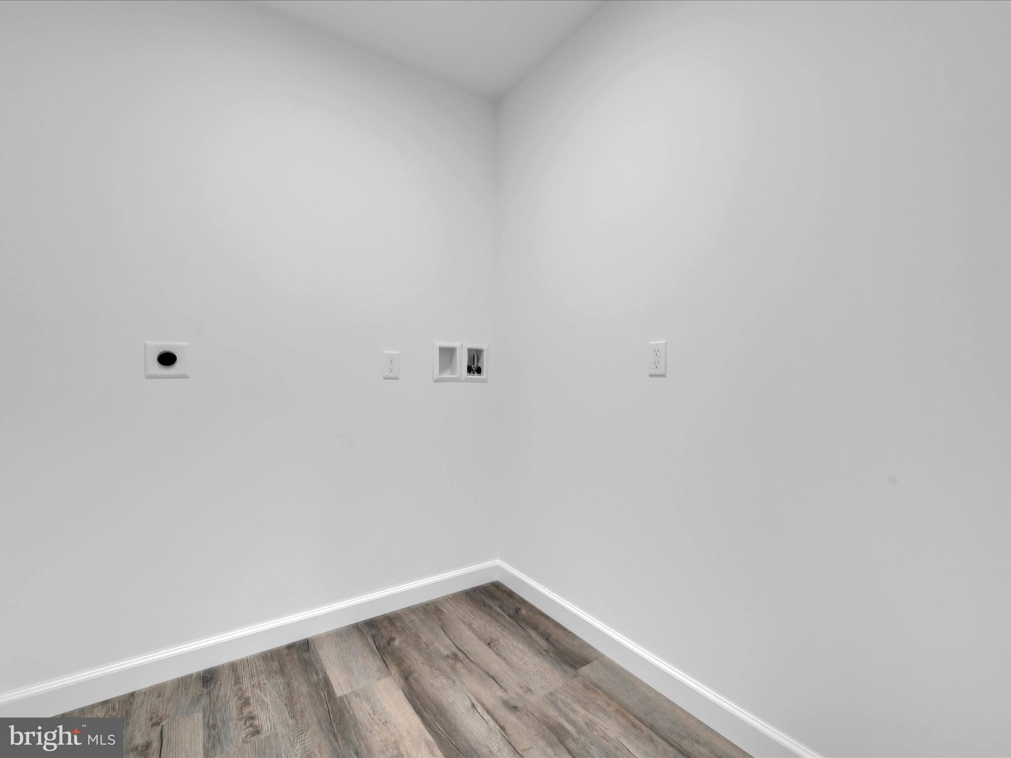 LAKE WYNONAH - Residential