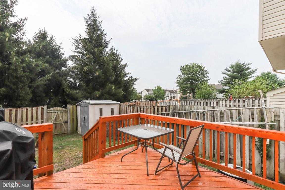 WILLOW BROOK - Residential