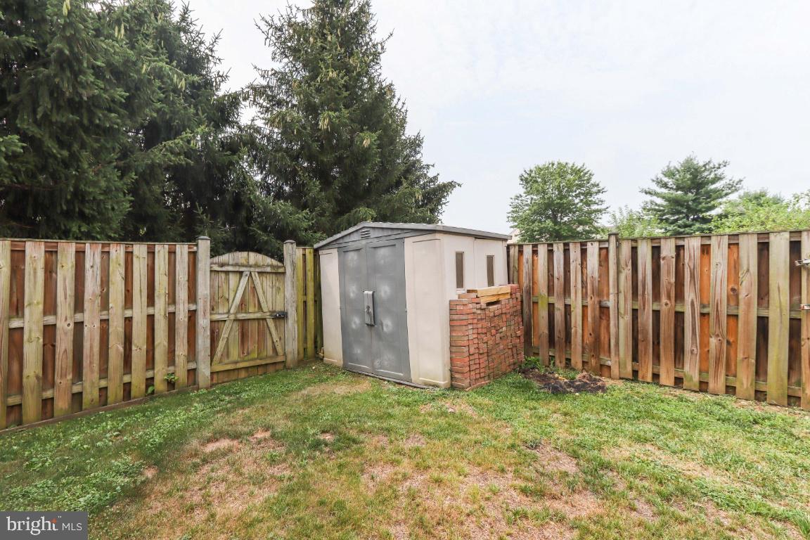 WILLOW BROOK - Residential