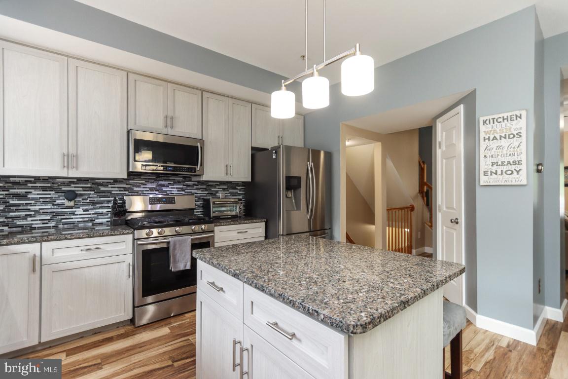 WILLOW BROOK - Residential