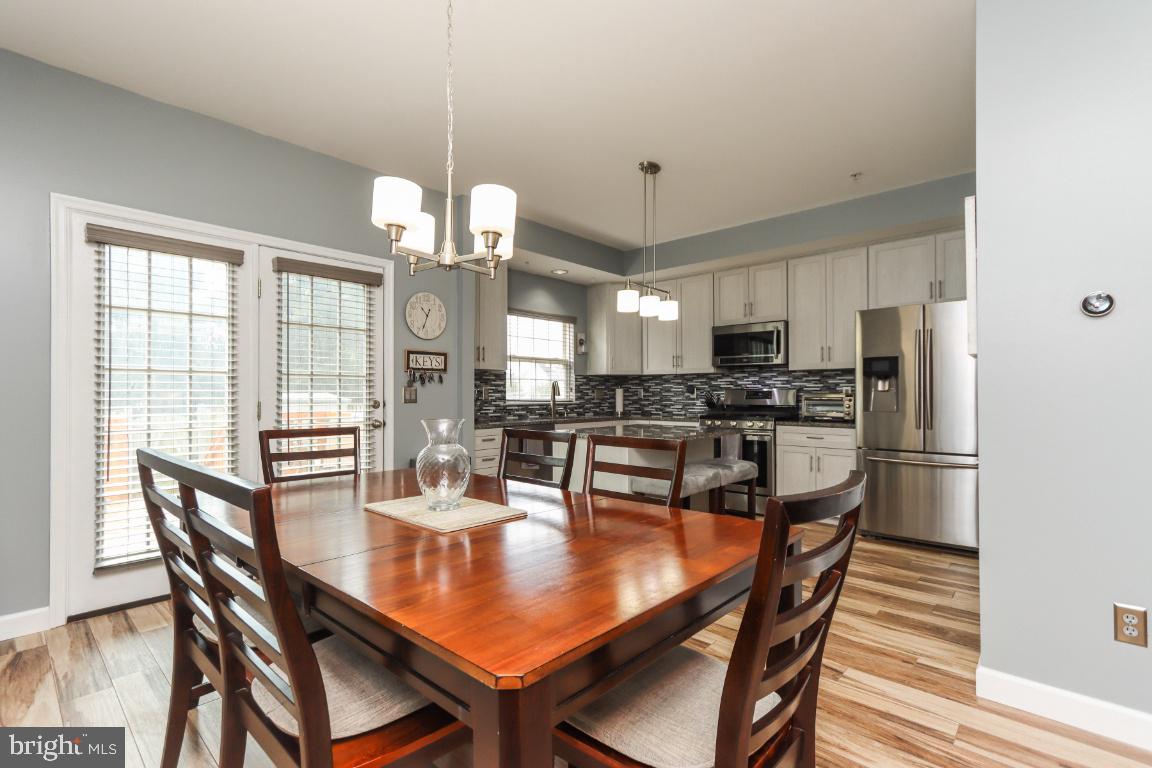 WILLOW BROOK - Residential